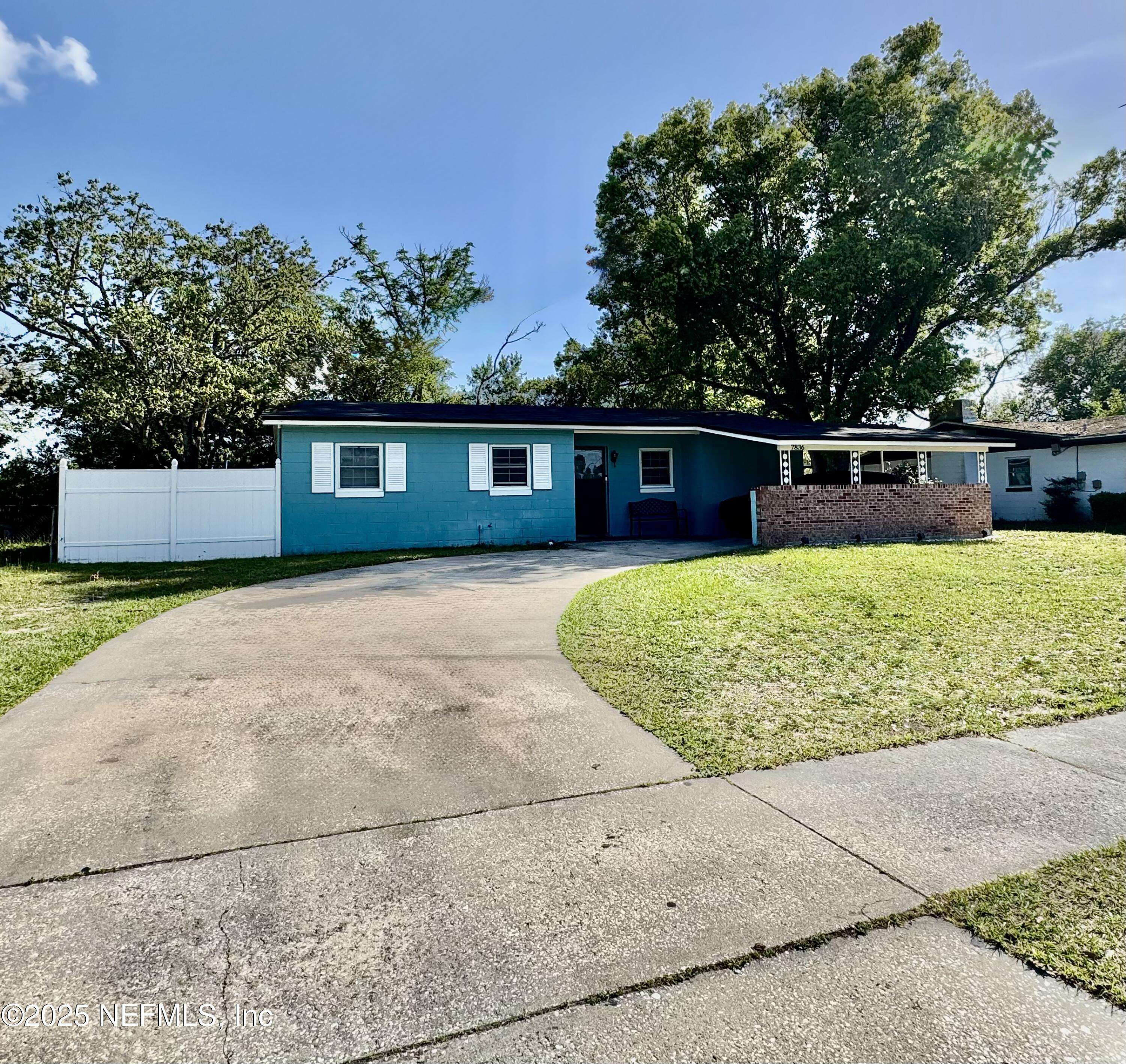 Jacksonville, FL 32244,7836 RENAULT DR S