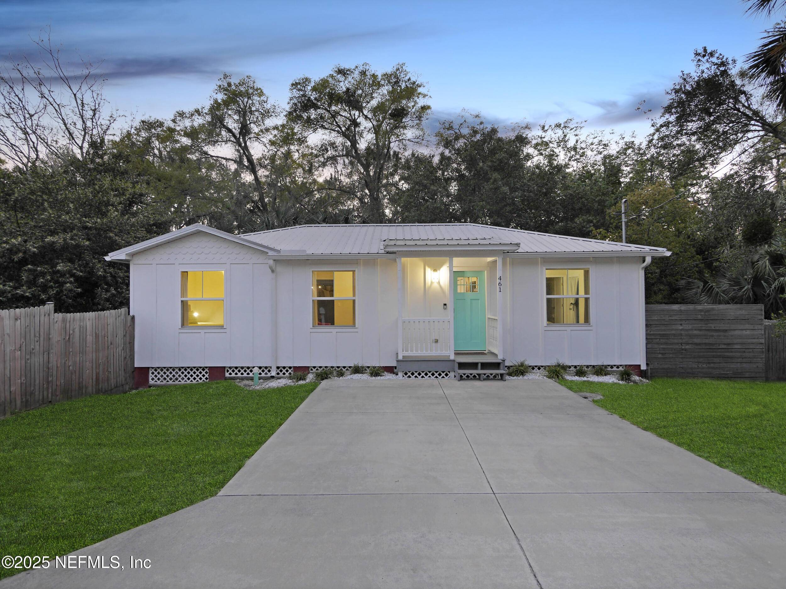 St. Augustine, FL 32084,461 S RODRIQUEZ ST