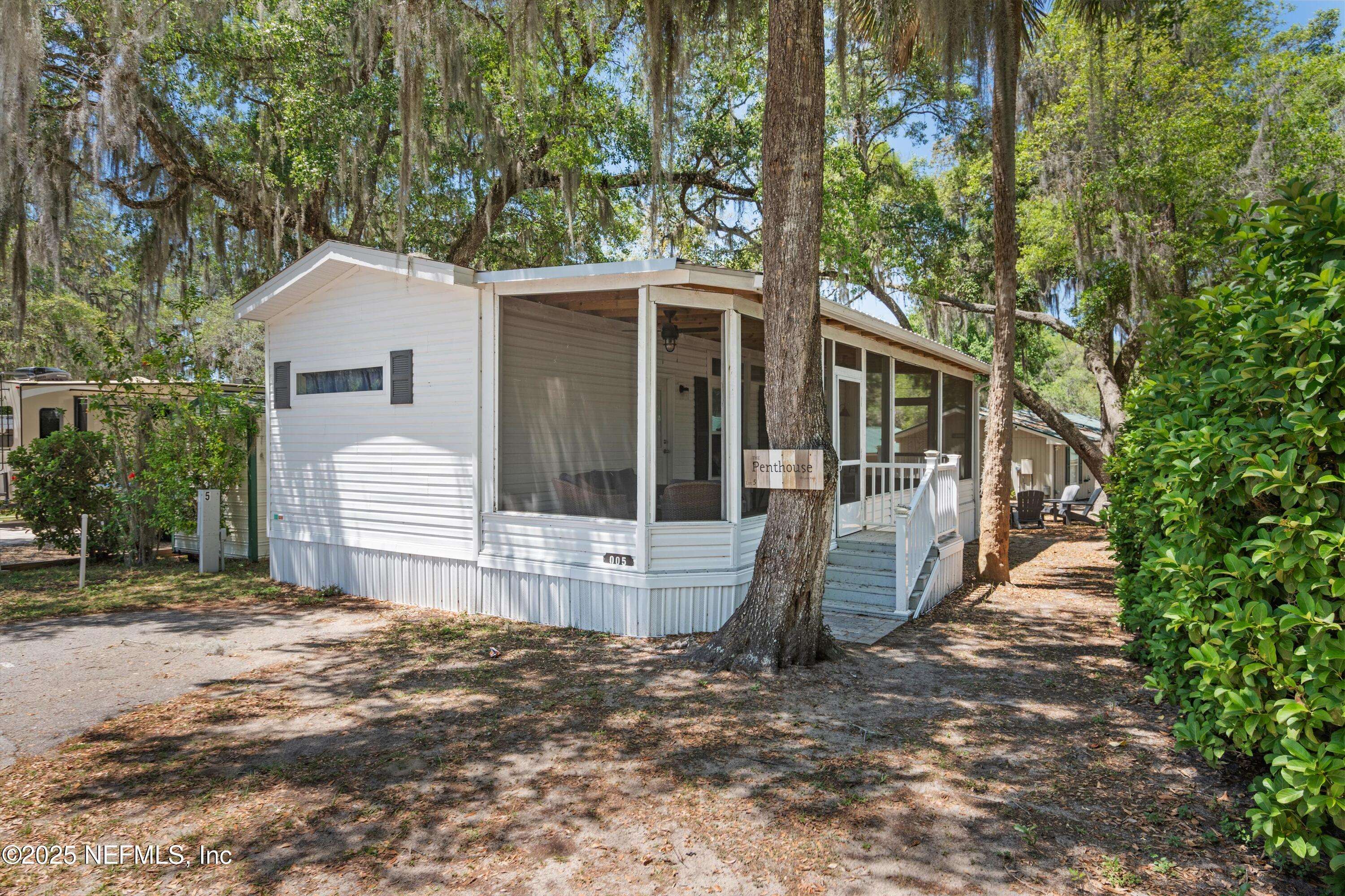 Salt Springs, FL 32134,14058 NE 252ND TERRACE RD
