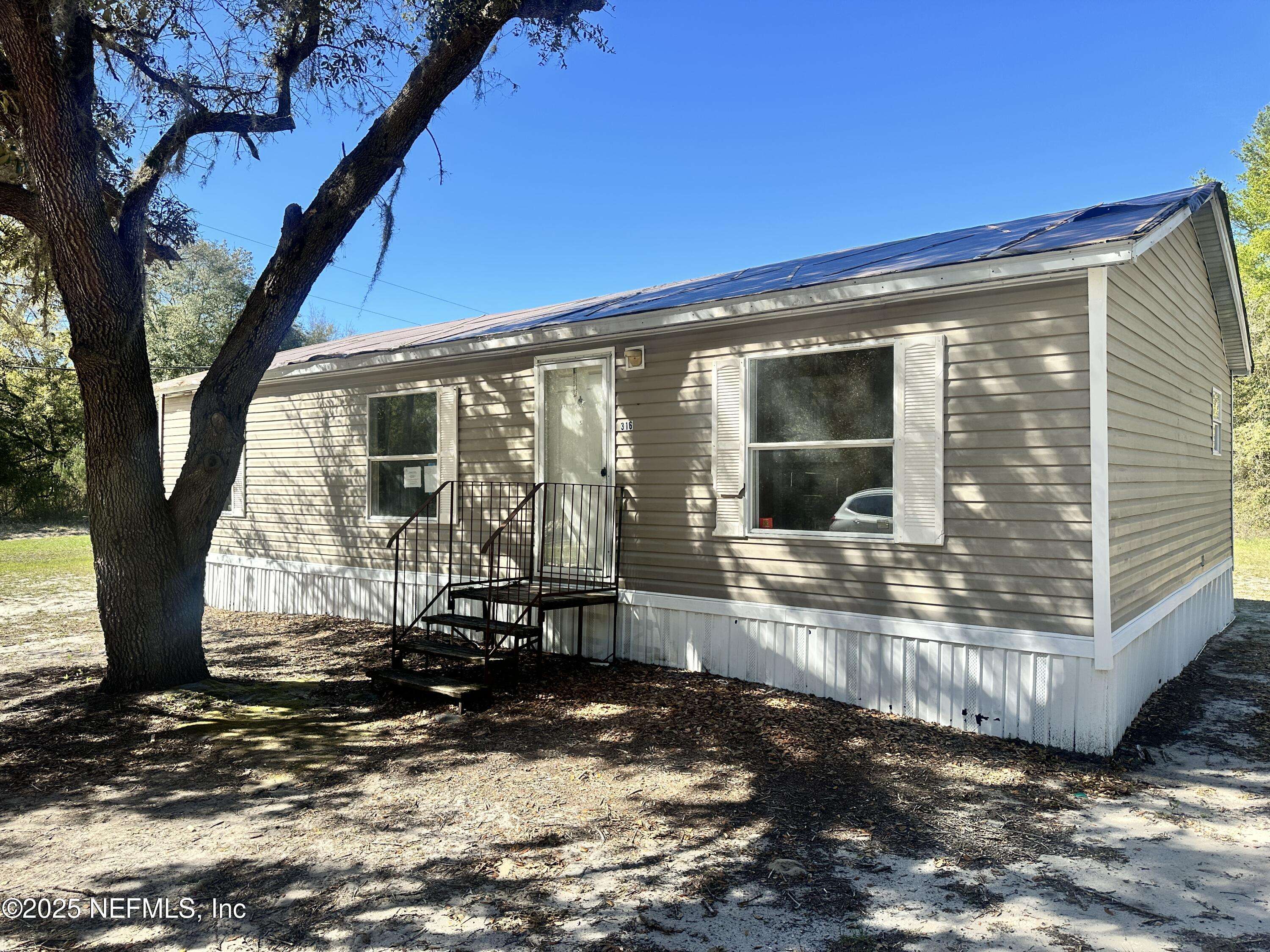 Interlachen, FL 32148,316 SHEILA AVE