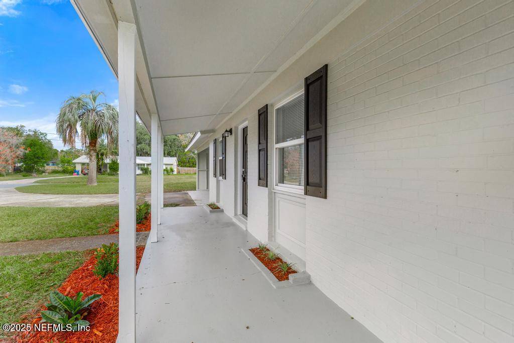 Jacksonville, FL 32218,10625 DODD RD