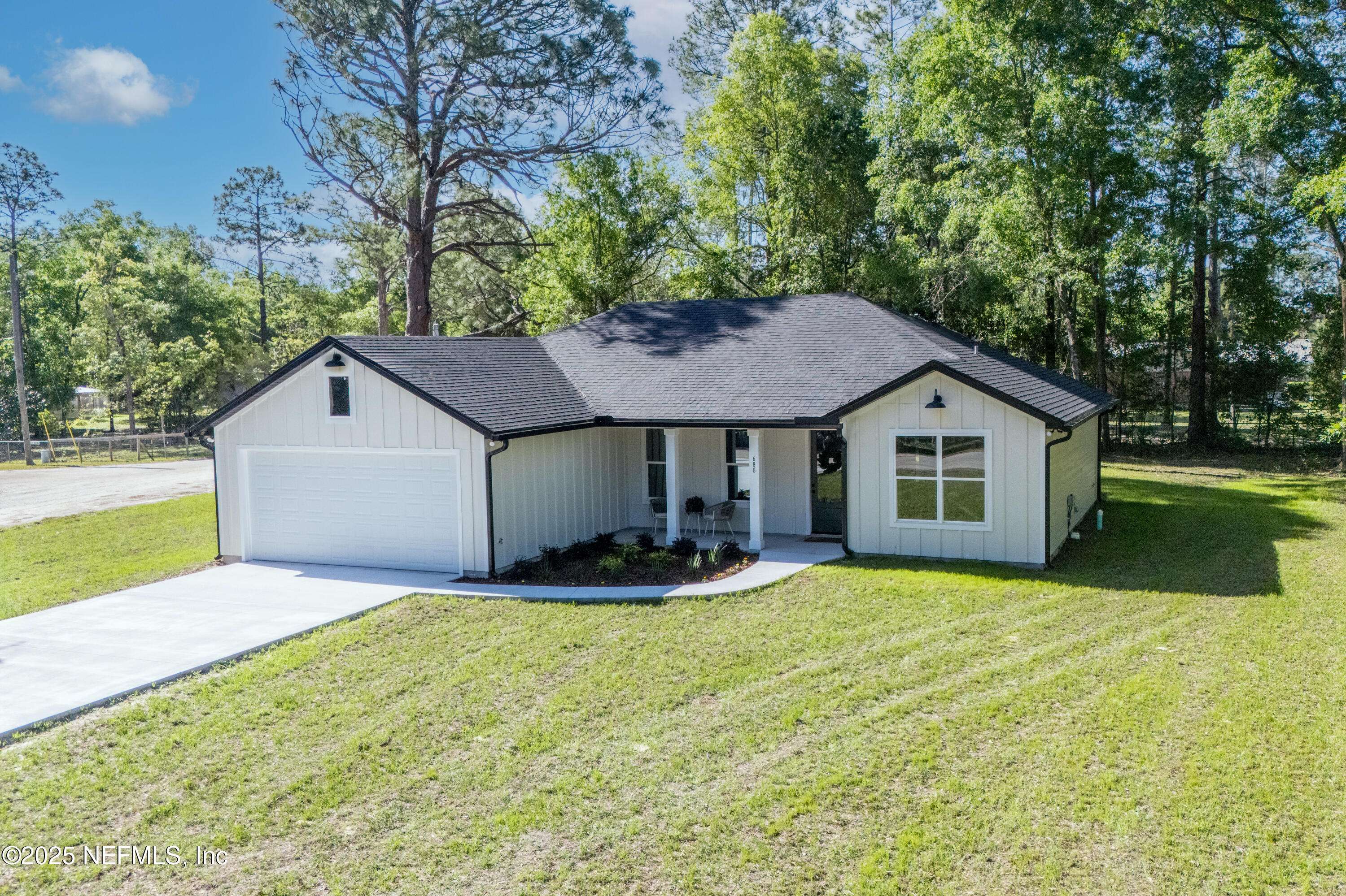 Keystone Heights, FL 32656,688 SE 53RD ST
