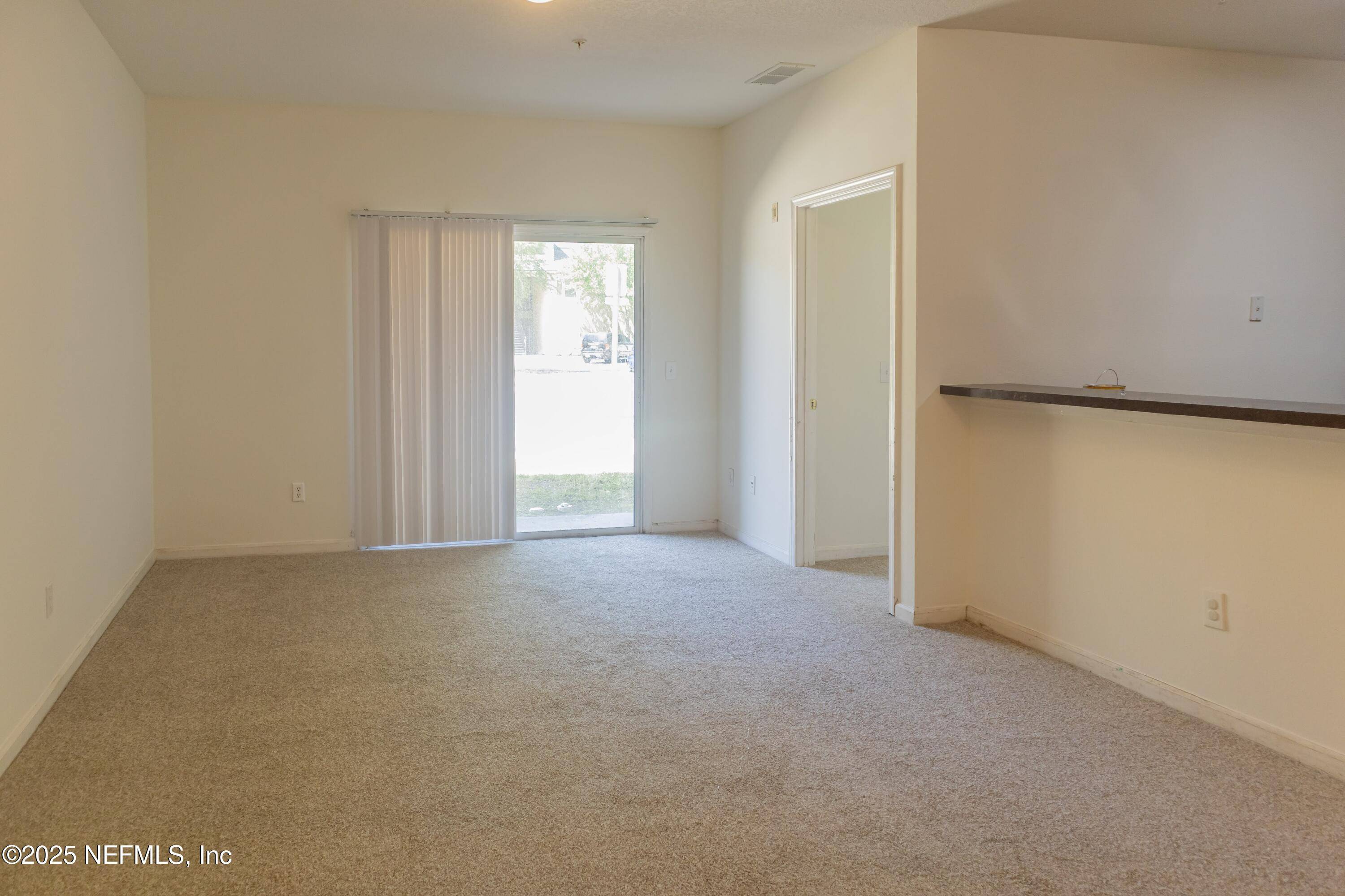 Jacksonville, FL 32210,3680 KIRKPATRICK CIR #5