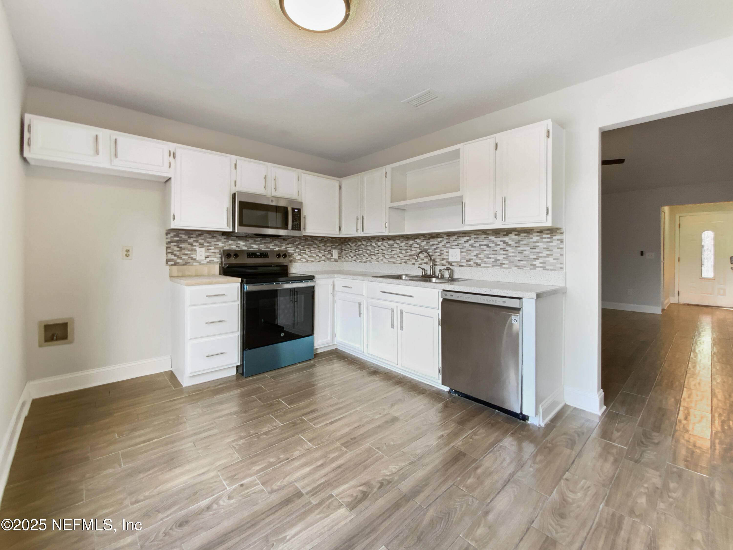 Jacksonville, FL 32223,3444 EXCALIBUR WAY E
