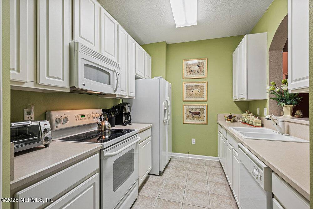 Jacksonville, FL 32256,7801 POINT MEADOWS DR #3209