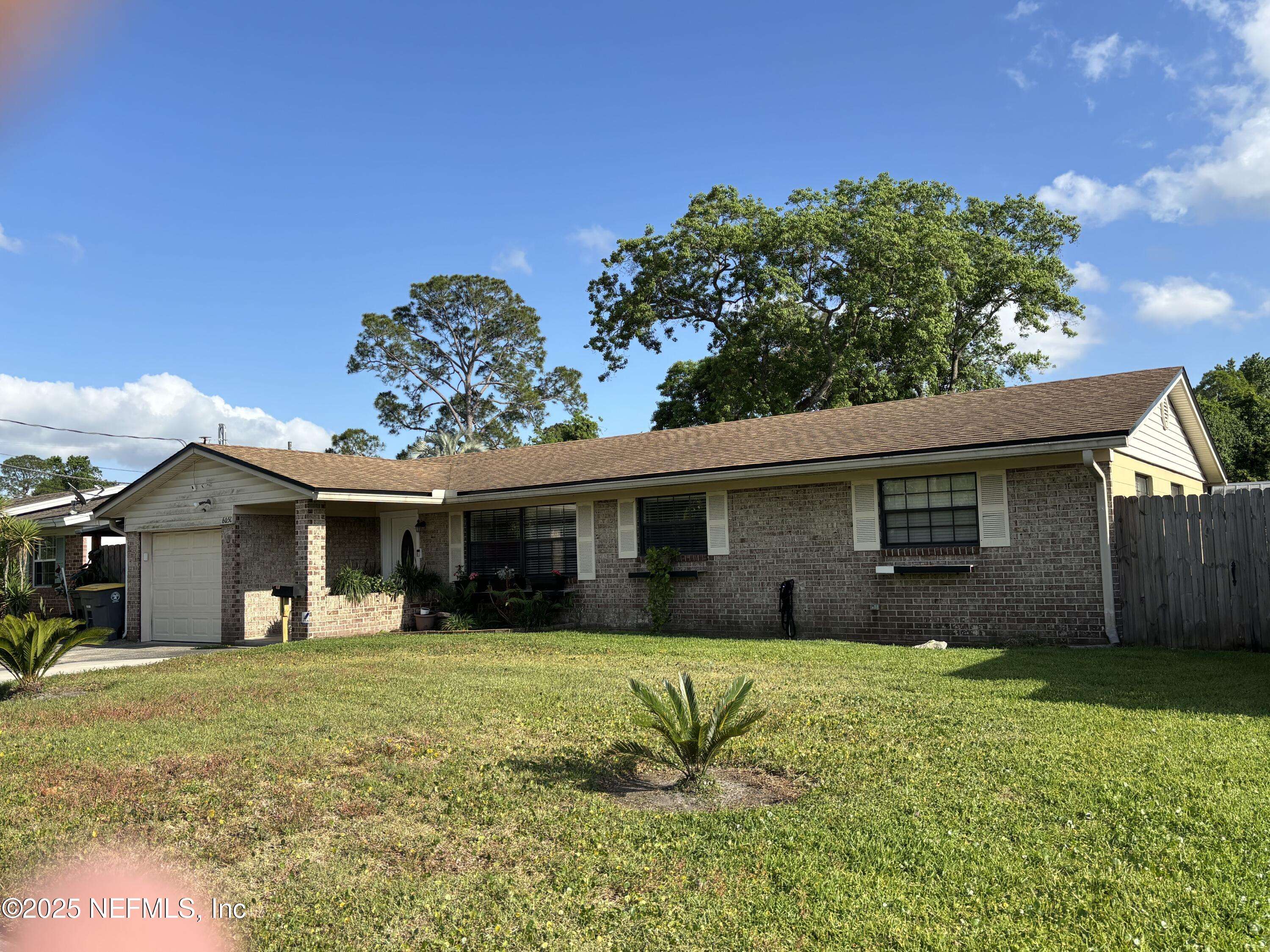 Jacksonville, FL 32216,6050 CARREVERO DR S