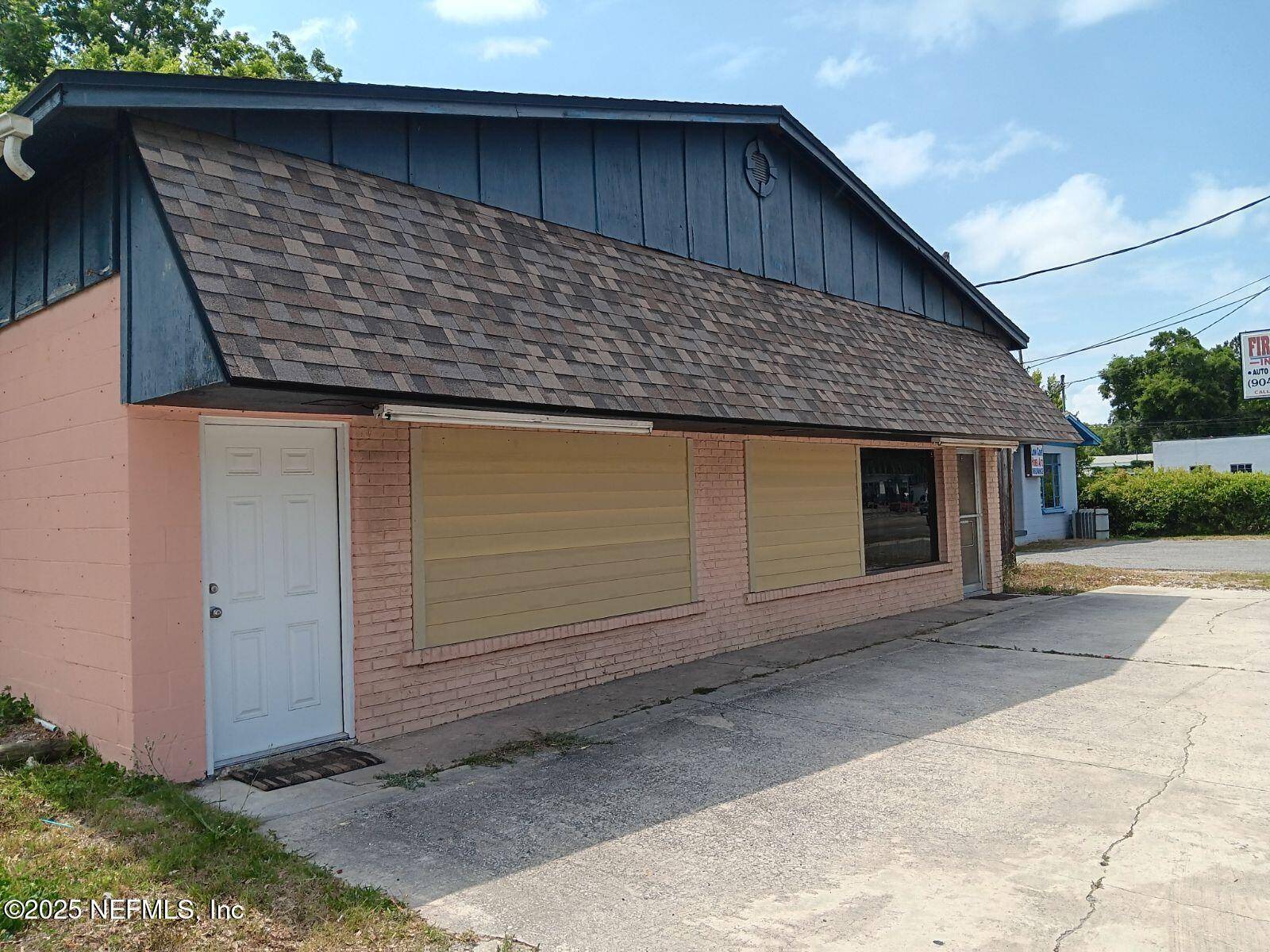 Jacksonville, FL 32208,8950 LEM TURNER RD