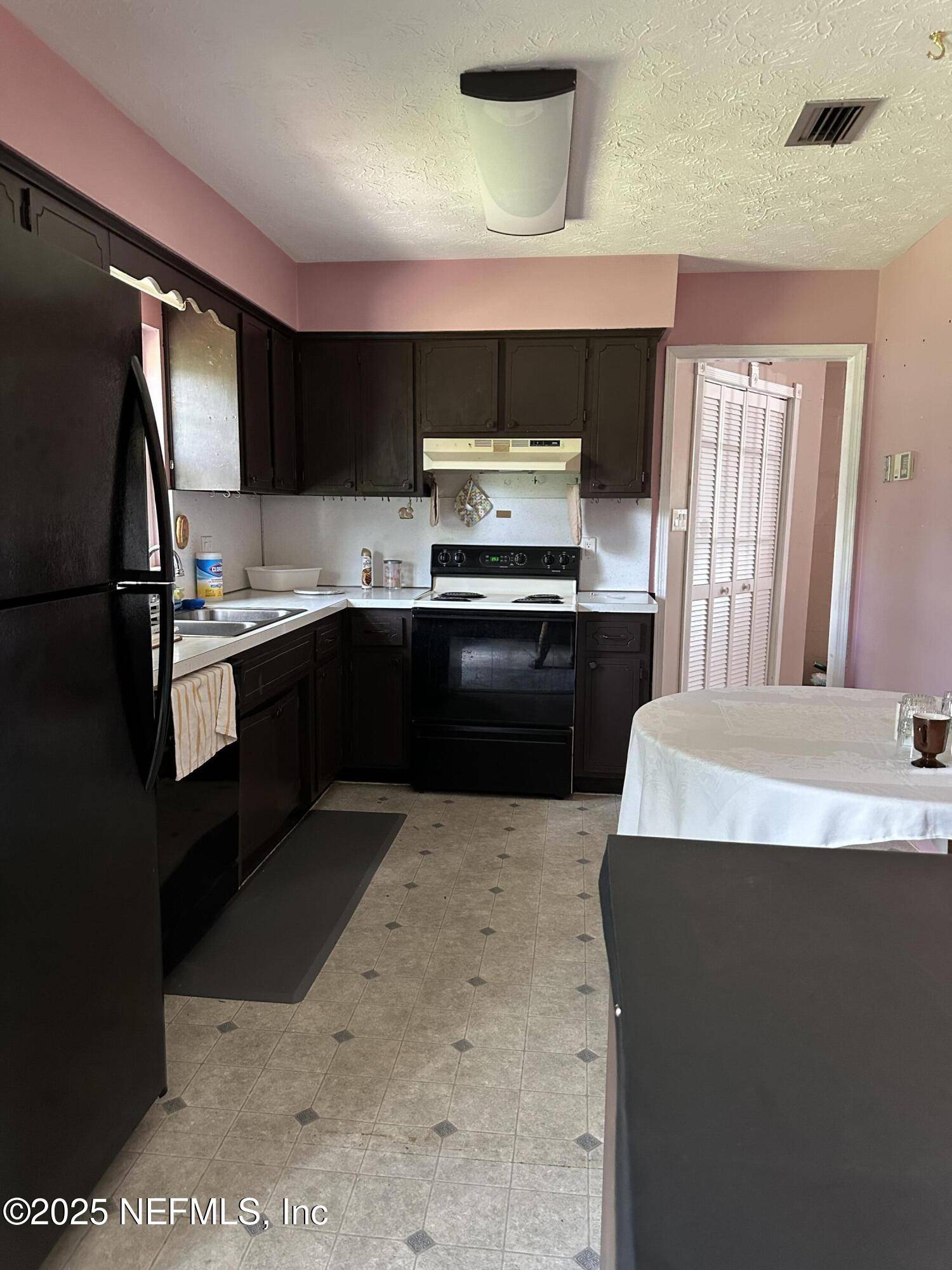 Jacksonville, FL 32217,7809 PRAVER DR E