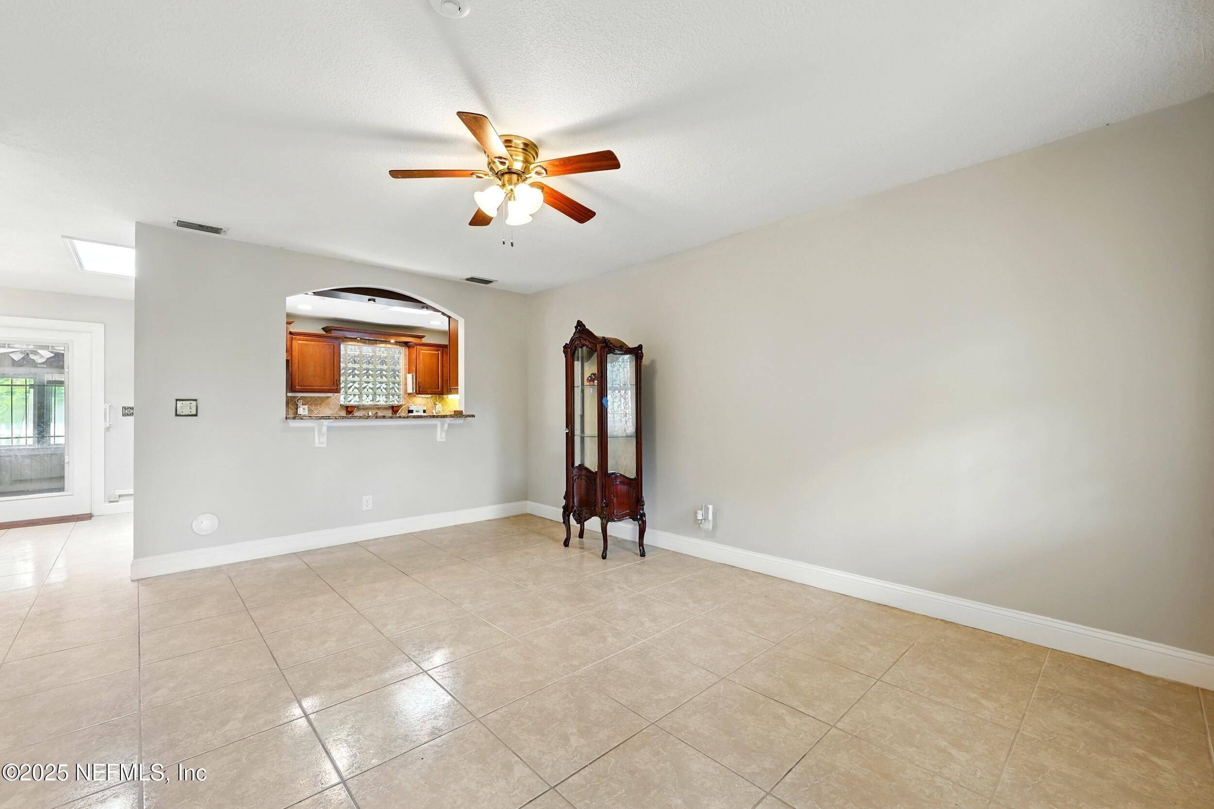 Jacksonville, FL 32208,9408 EVESHAM RD