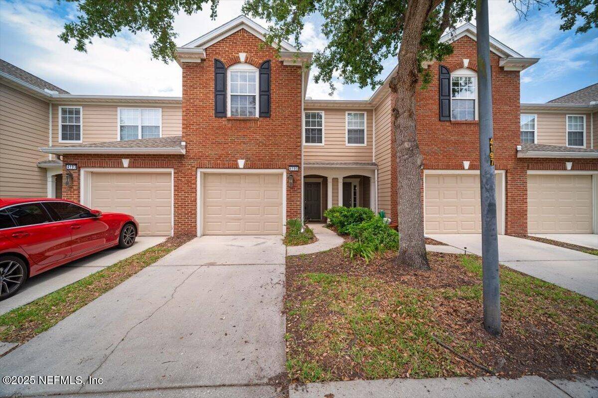 Jacksonville, FL 32216,4195 MARBLEWOOD LN