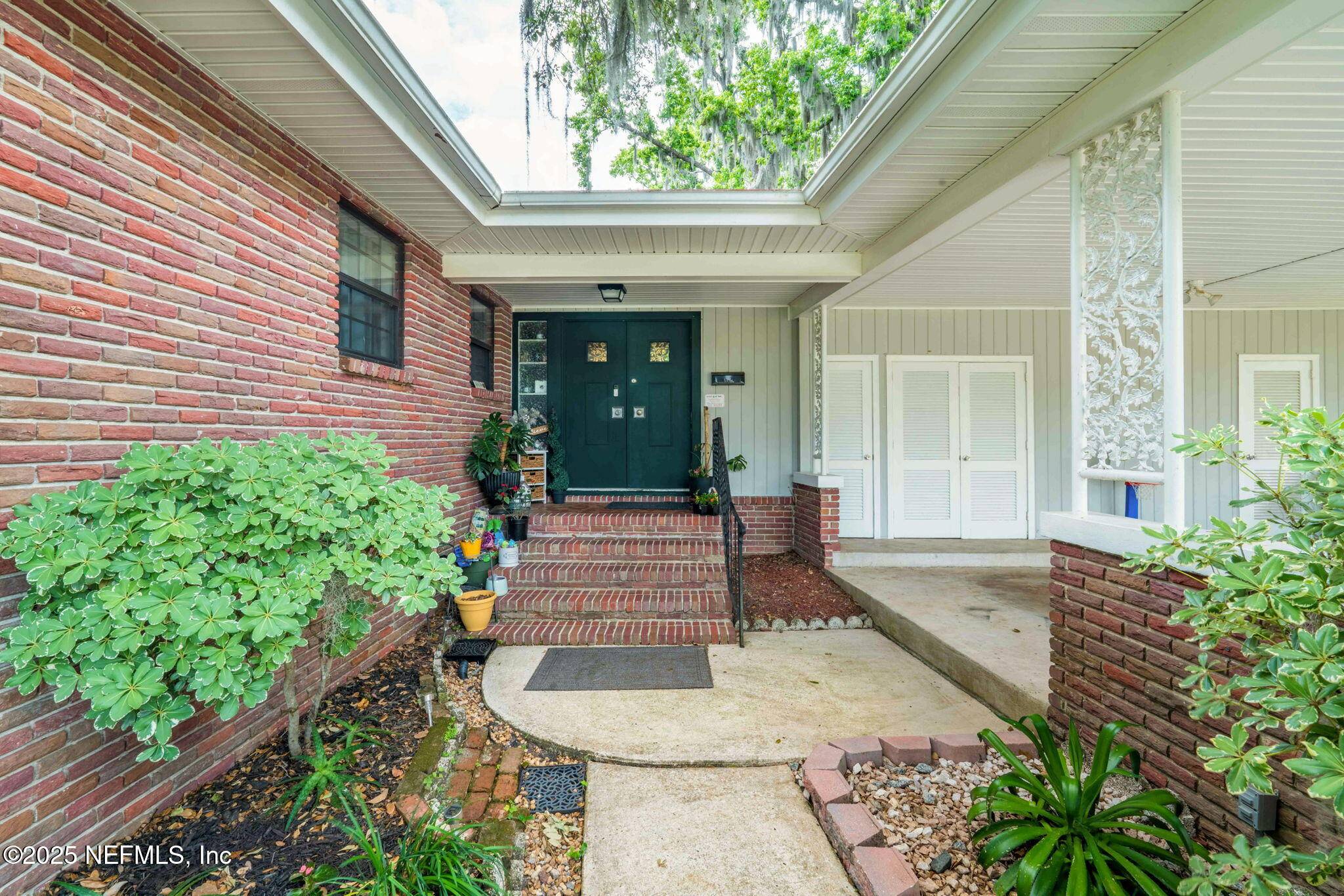 Jacksonville, FL 32210,1752 WHITMAN ST