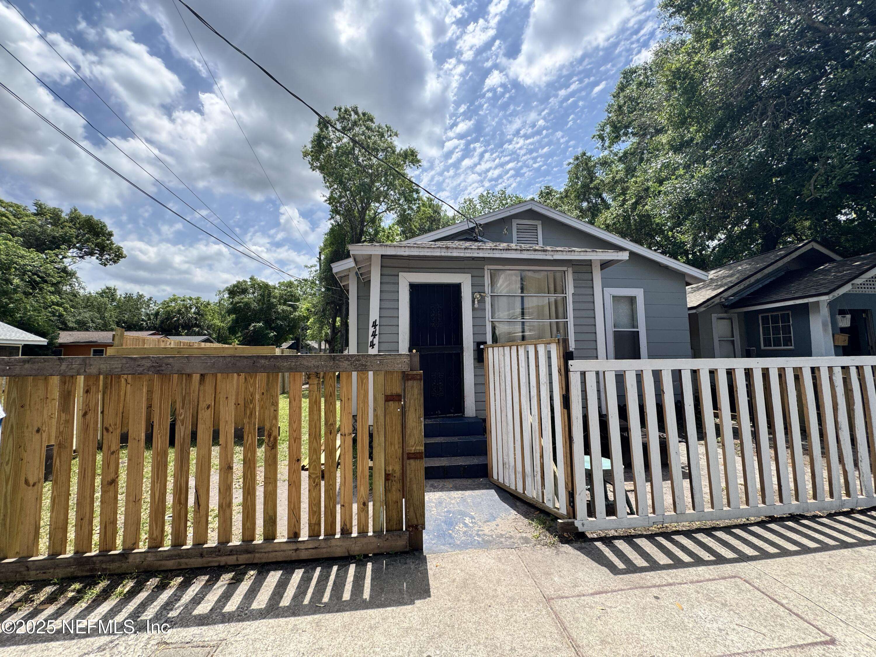 Jacksonville, FL 32209,1444 GROTHE ST