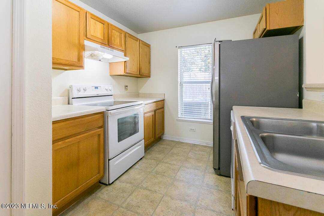 Jacksonville, FL 32257,10550 AUTUMN TRACE RD