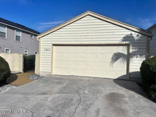Jacksonville, FL 32210,5463 MARINERS COVE DR