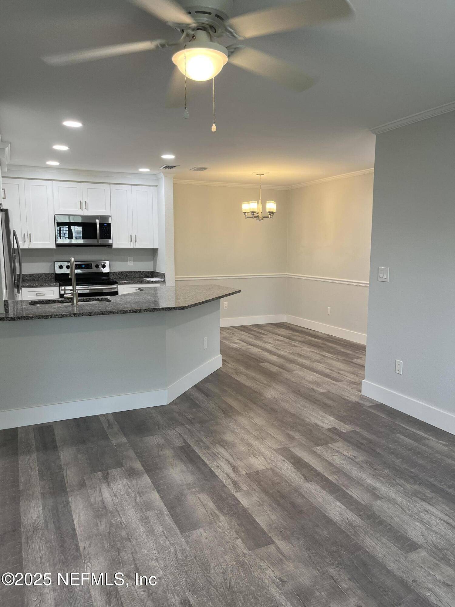 Ponte Vedra Beach, FL 32082,200 IRONWOOD DR #214