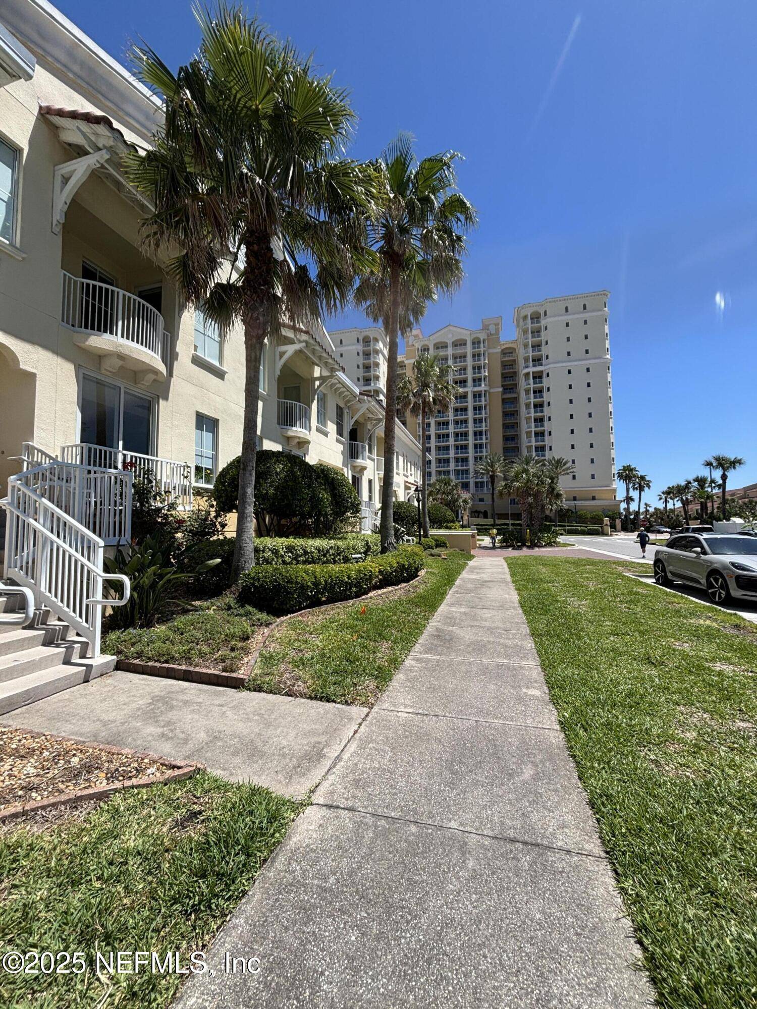 Jacksonville Beach, FL 32250,1031 1ST ST #3