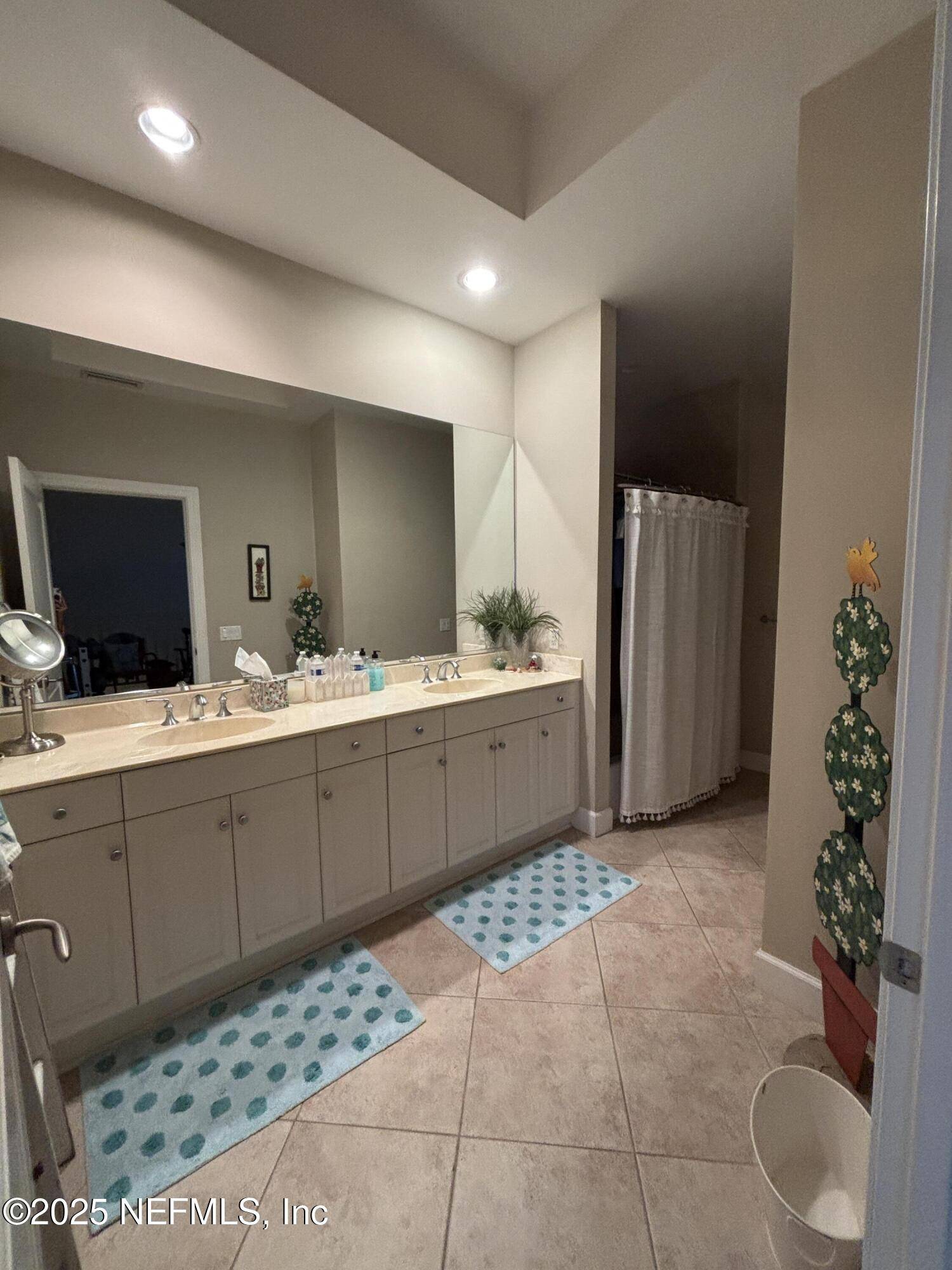 Jacksonville Beach, FL 32250,1031 1ST ST #3