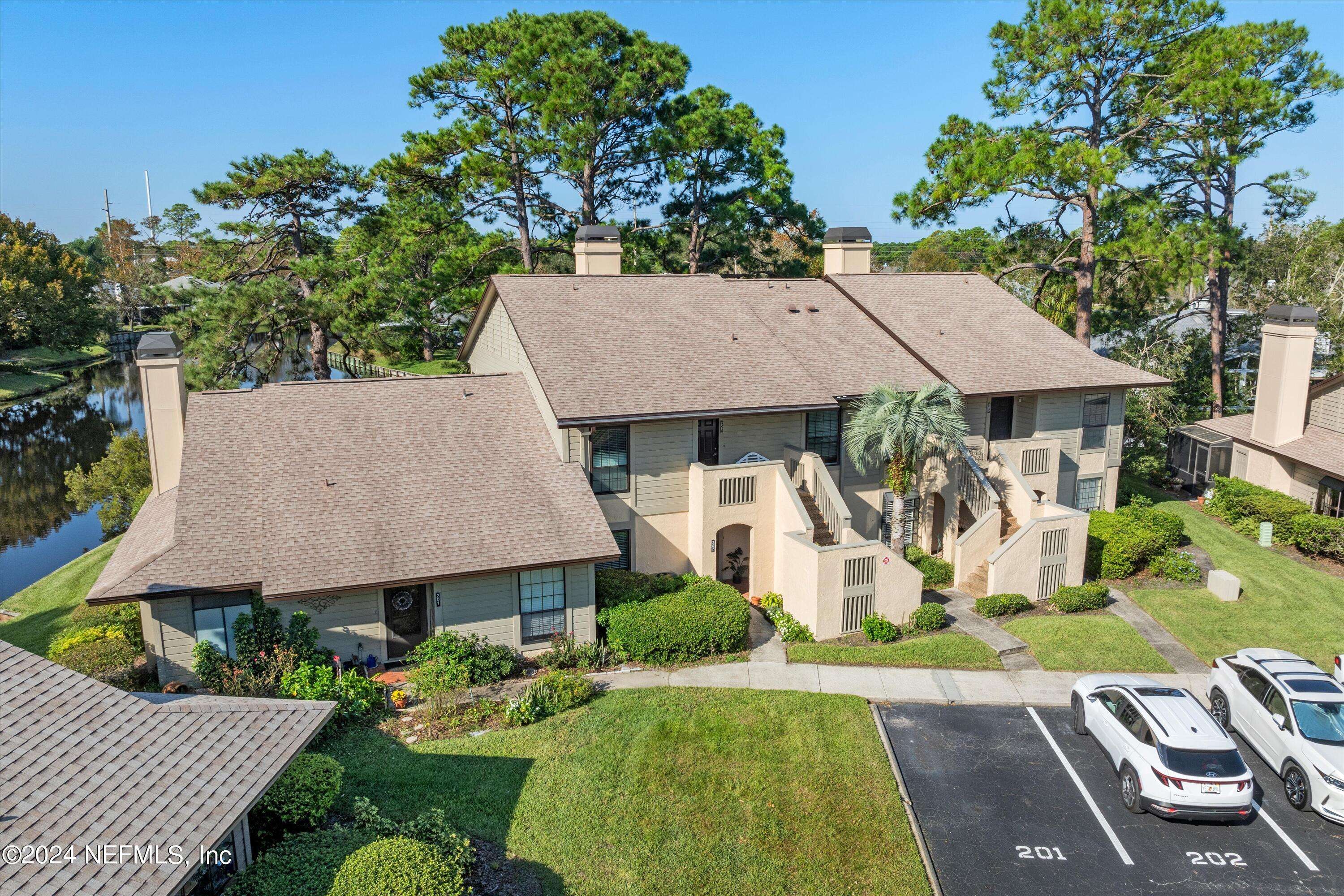 Ponte Vedra Beach, FL 32082,202 CRANES LAKE DR
