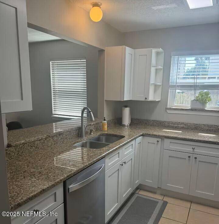 Jacksonville Beach, FL 32250,757 2ND ST S