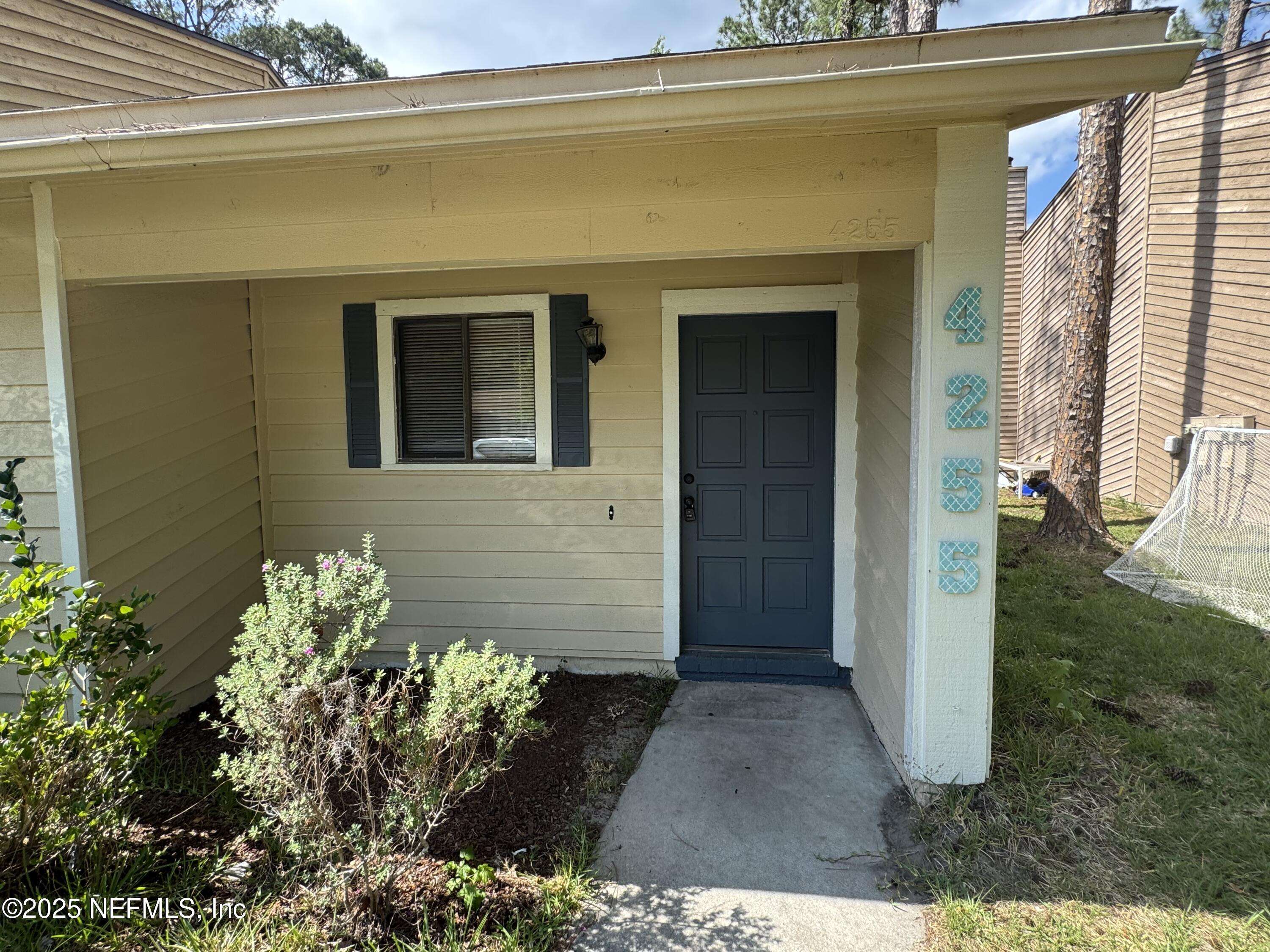Jacksonville, FL 32257,4255 WINDERGATE DR