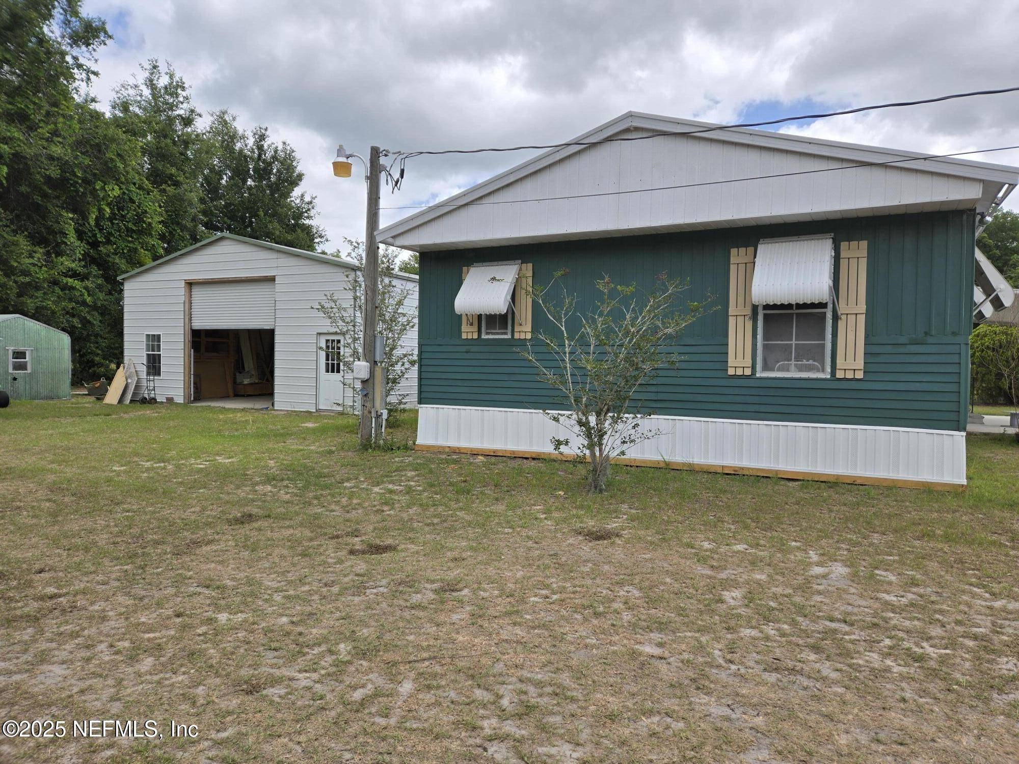 Satsuma, FL 32189,118 OLD SHELL HARBOR RD