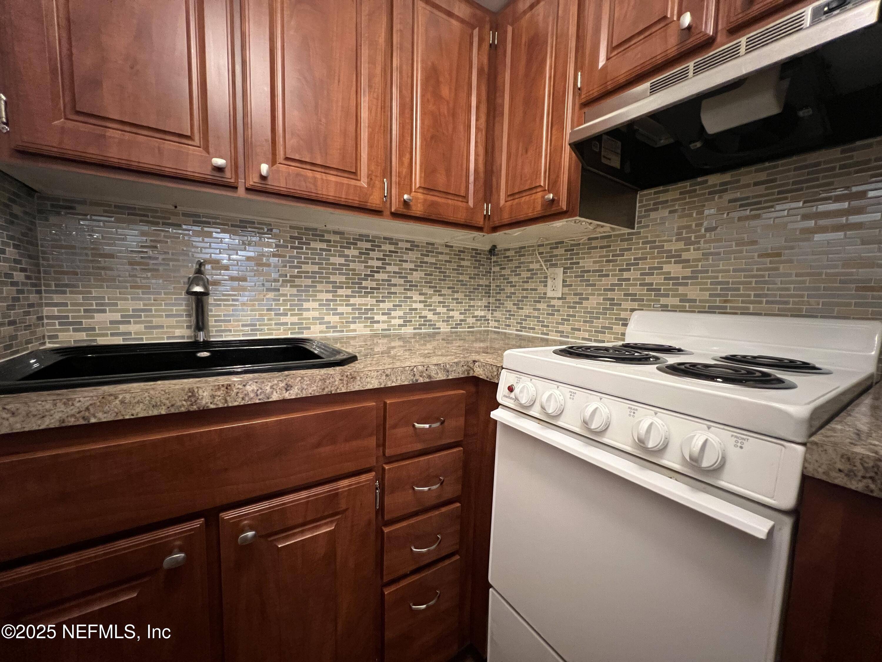 Jacksonville, FL 32205,2960 REMINGTON ST #1