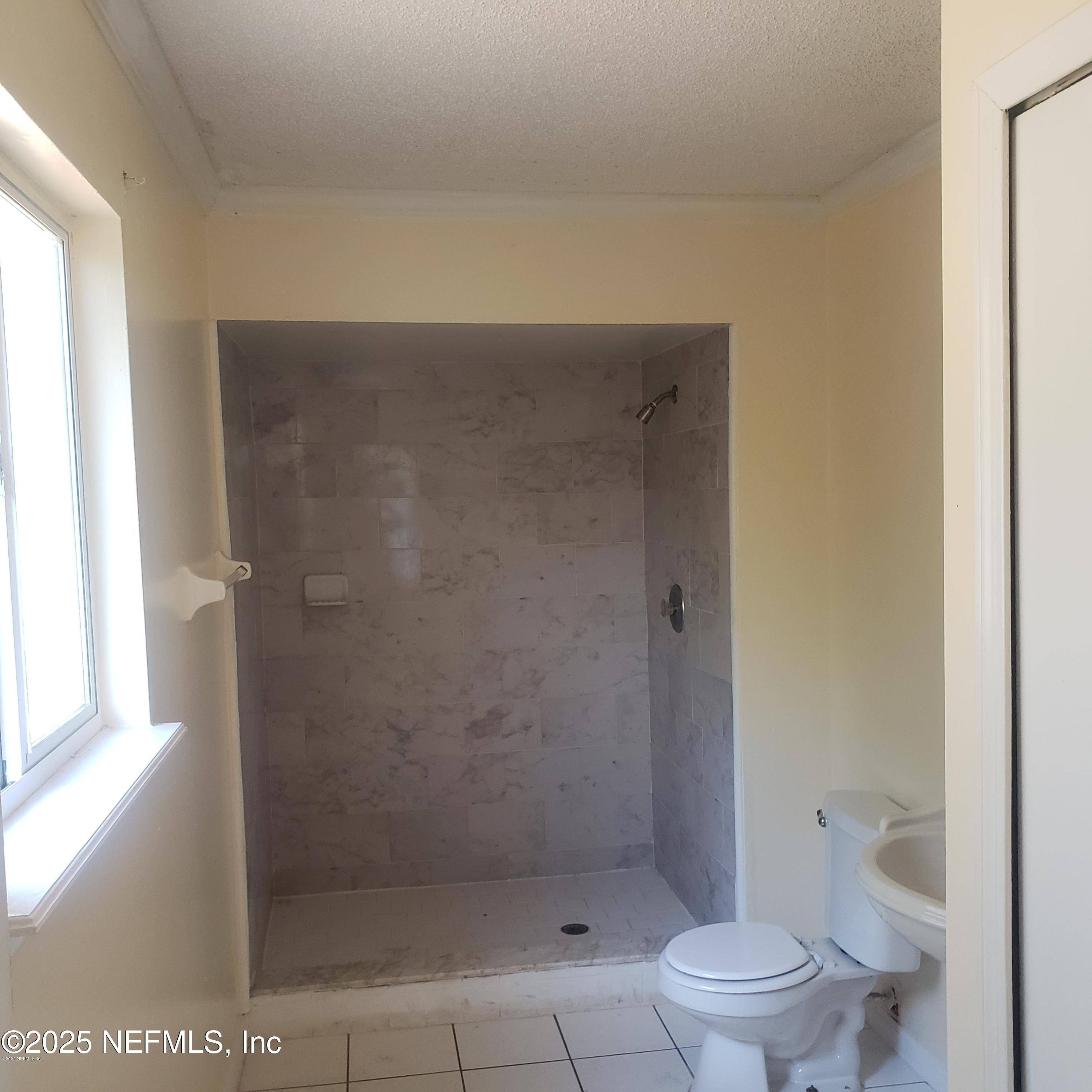 Jacksonville, FL 32210,2359 JUSTIN RD E
