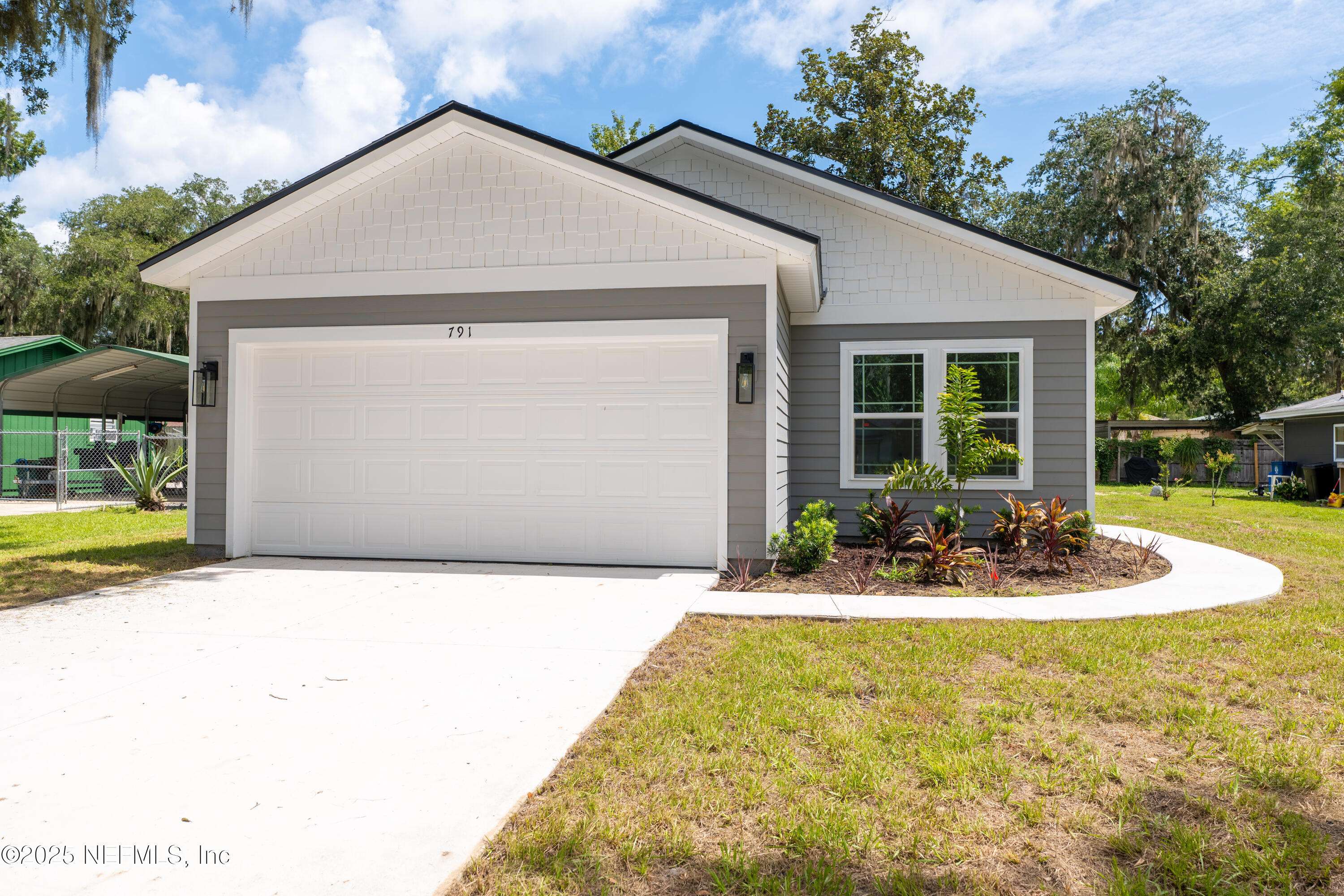 Fleming Island, FL 32003,965 FLORIDA ST ST