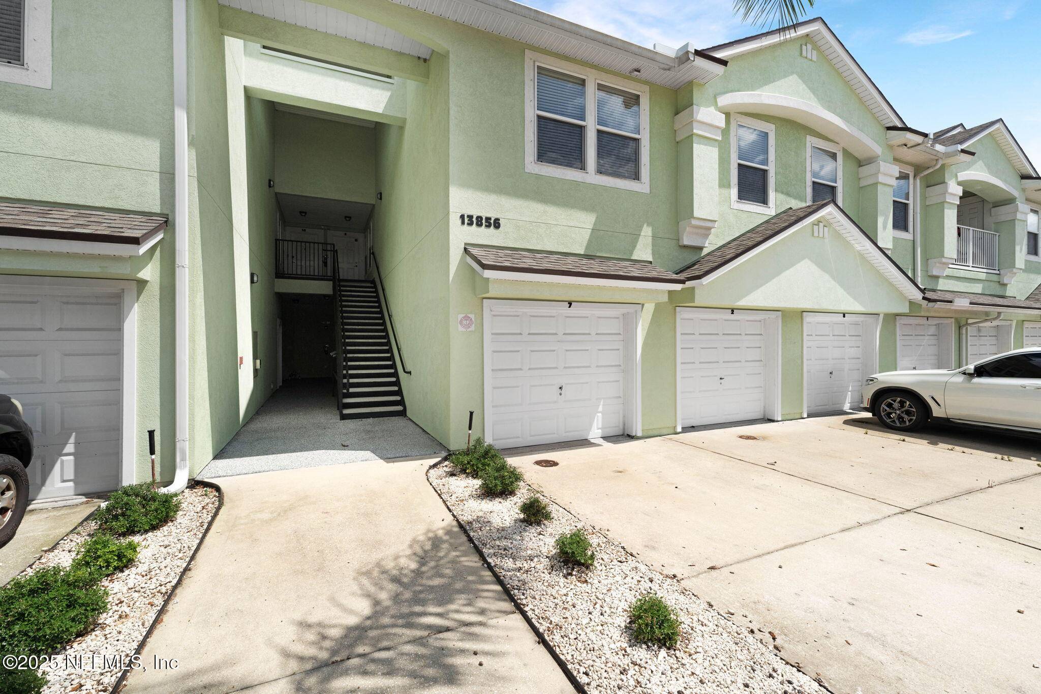 Jacksonville, FL 32224,13856 HERONS LANDING WAY #11-7