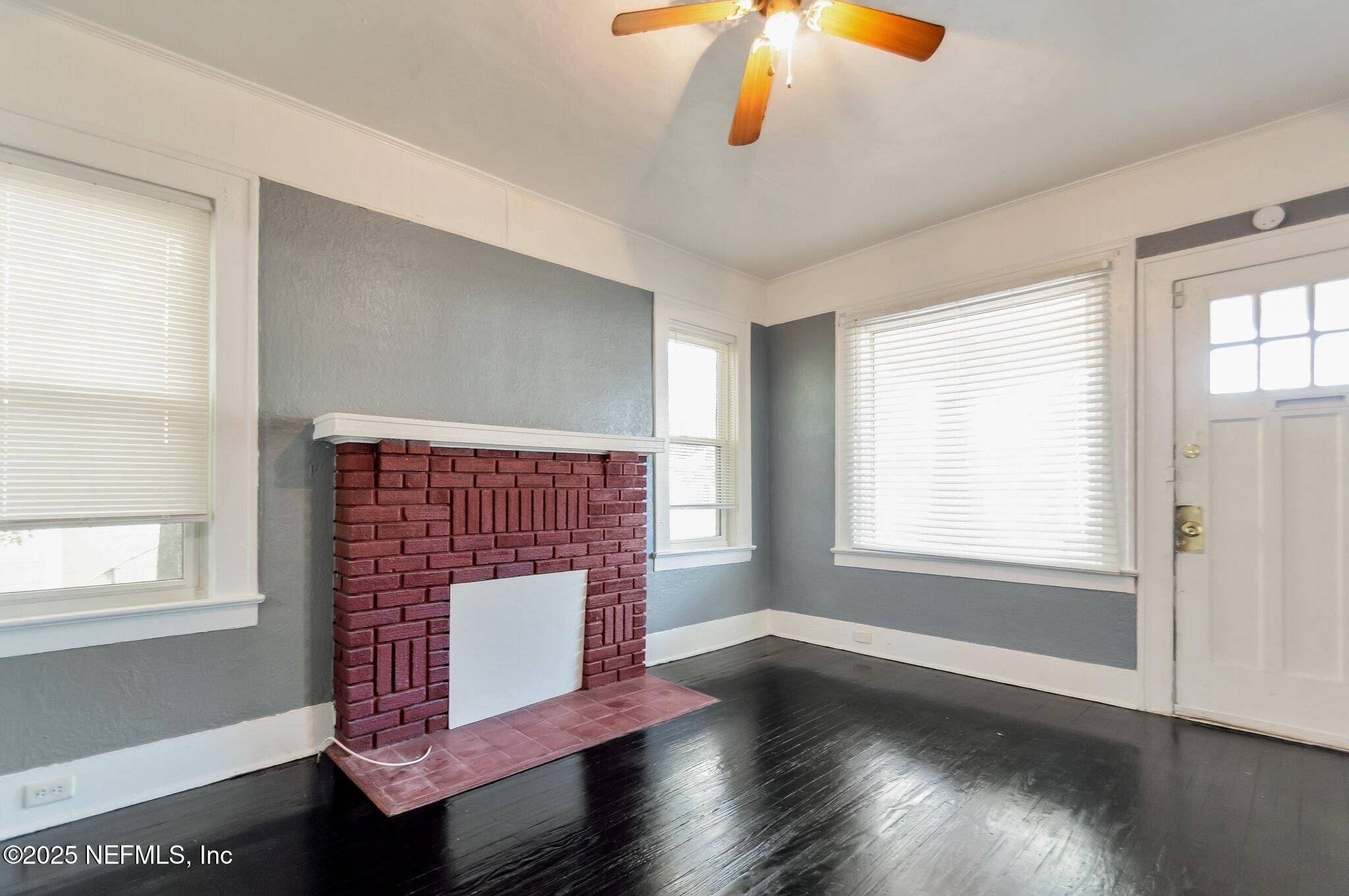 Jacksonville, FL 32206,74 W 27TH ST