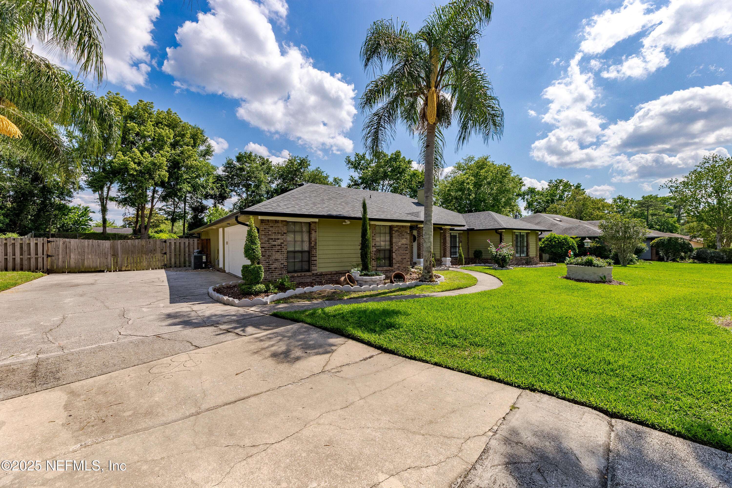 Orange Park, FL 32073,806 FALKIRK CT