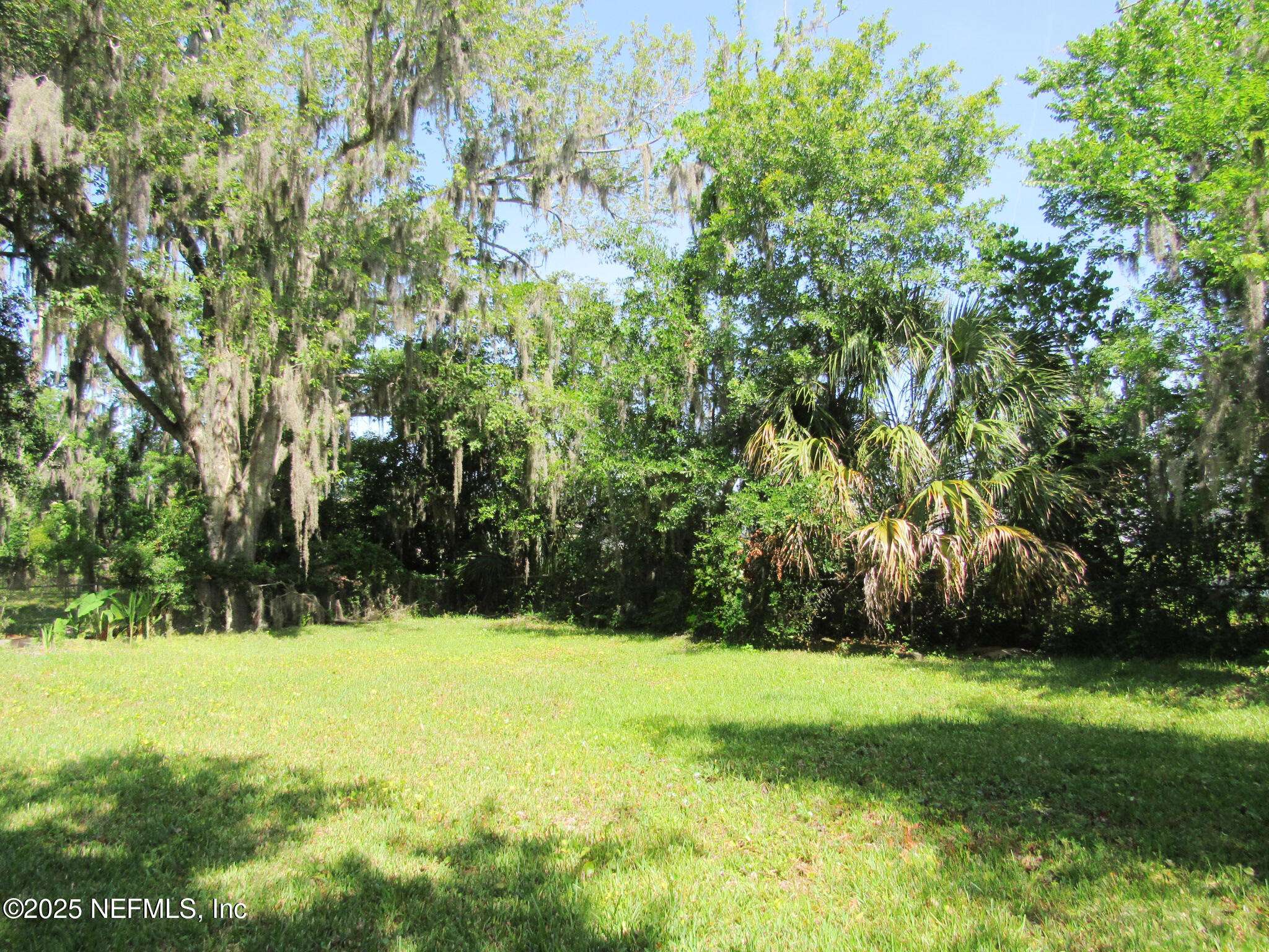 Jacksonville, FL 32218,1551 MAR VIC LN