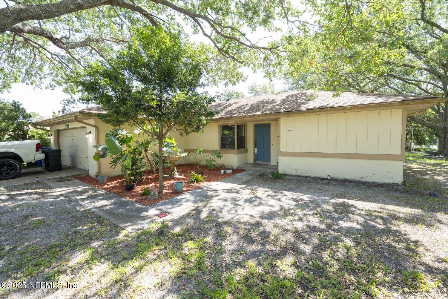St. Augustine, FL 32086,725 MEDINA AVE