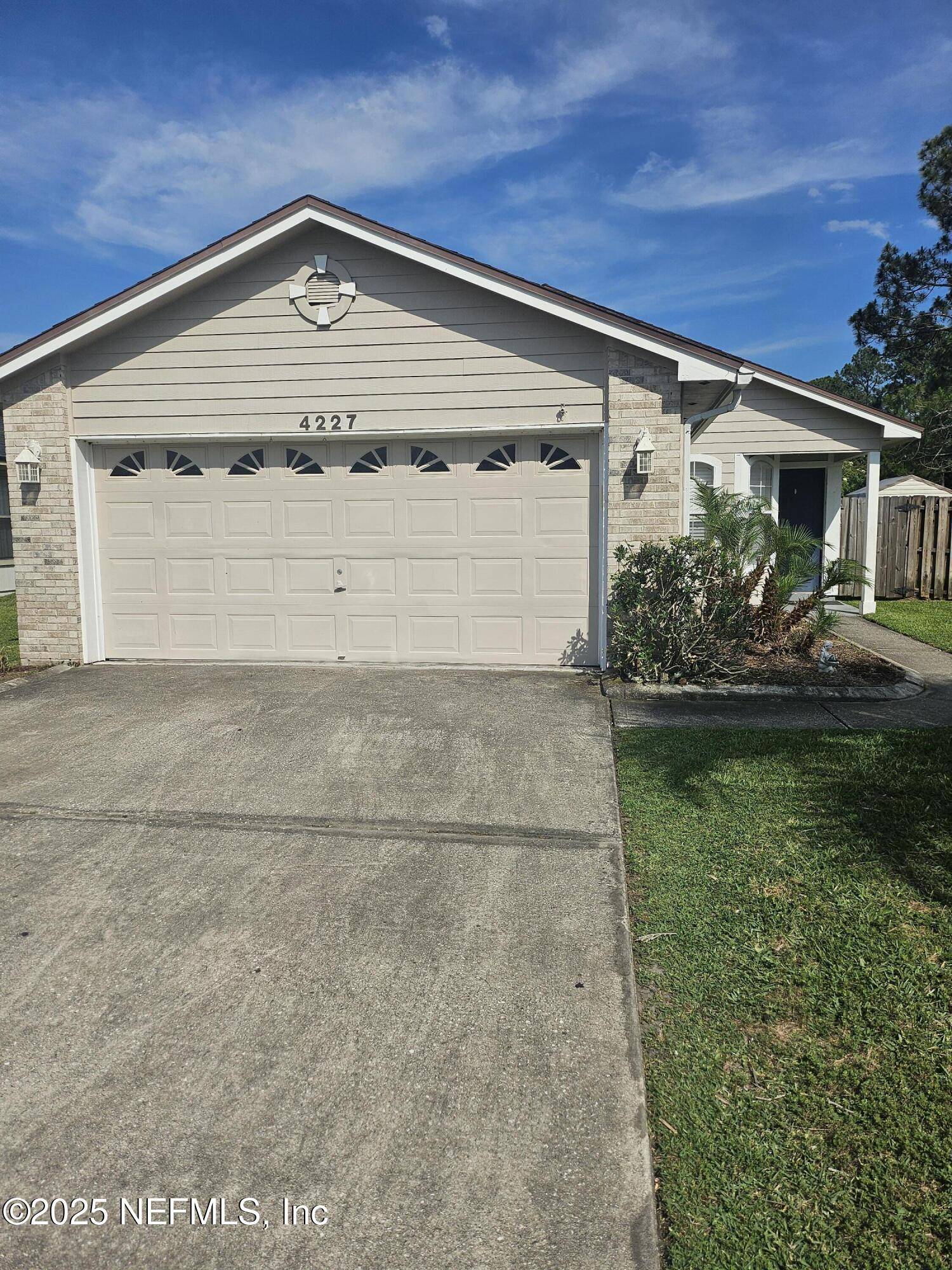 Orange Park, FL 32073,4227 HANGING MOSS DR