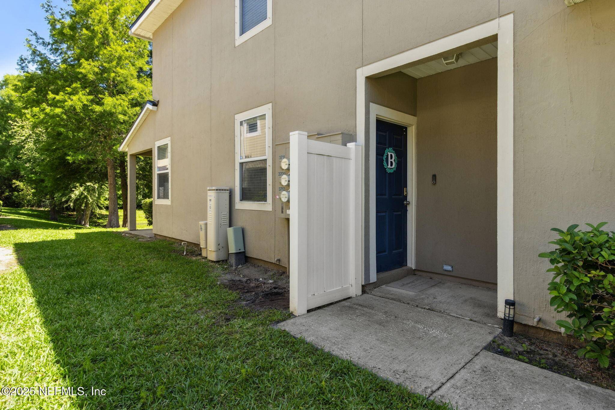 Jacksonville, FL 32226,3703 AMERICAN HOLLY RD