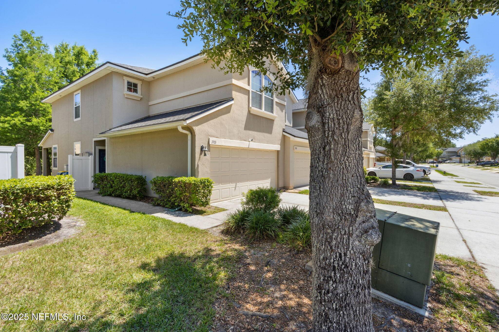 Jacksonville, FL 32226,3703 AMERICAN HOLLY RD