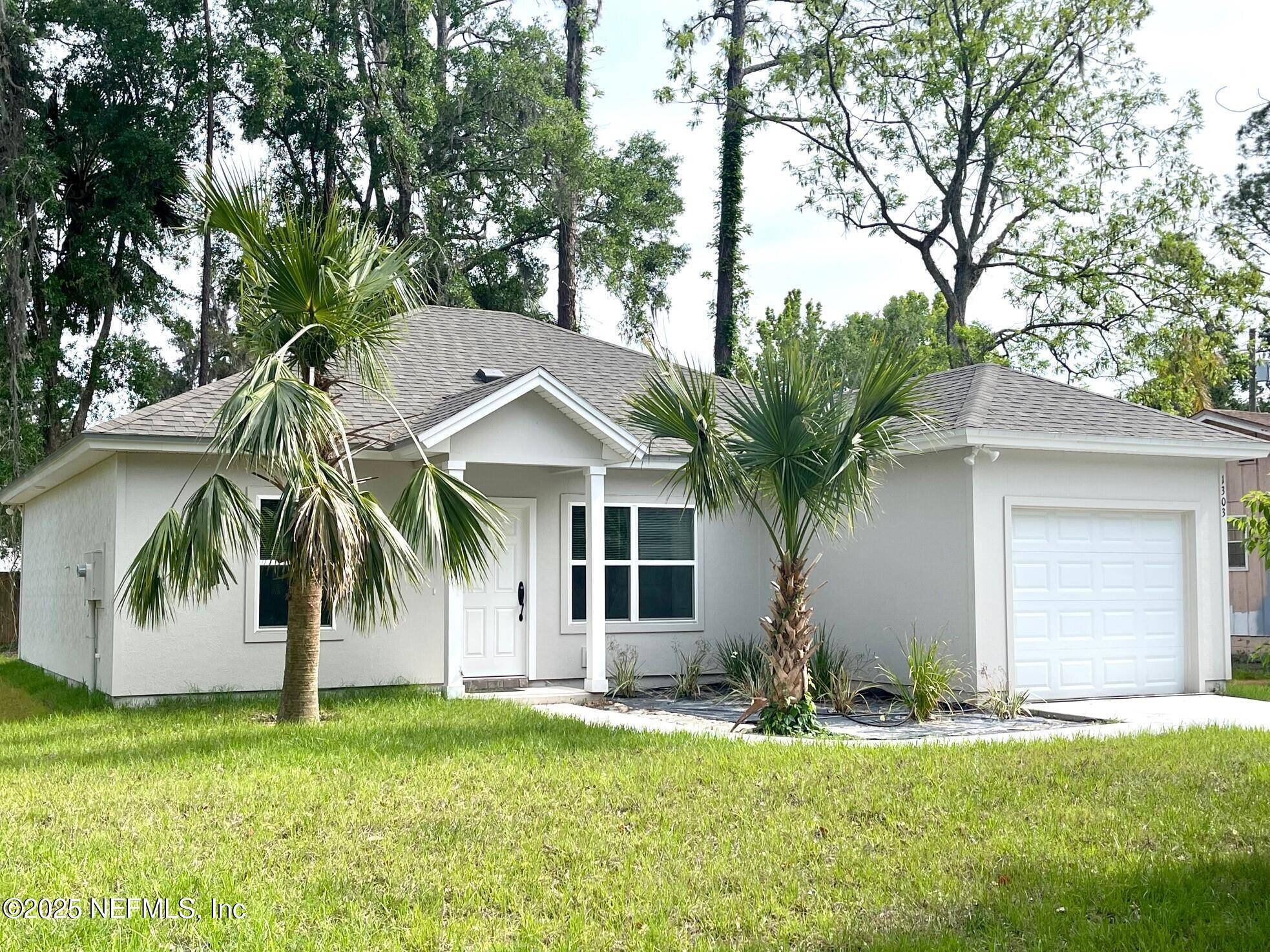 Green Cove Springs, FL 32043,1303 BONAVENTURE AVE