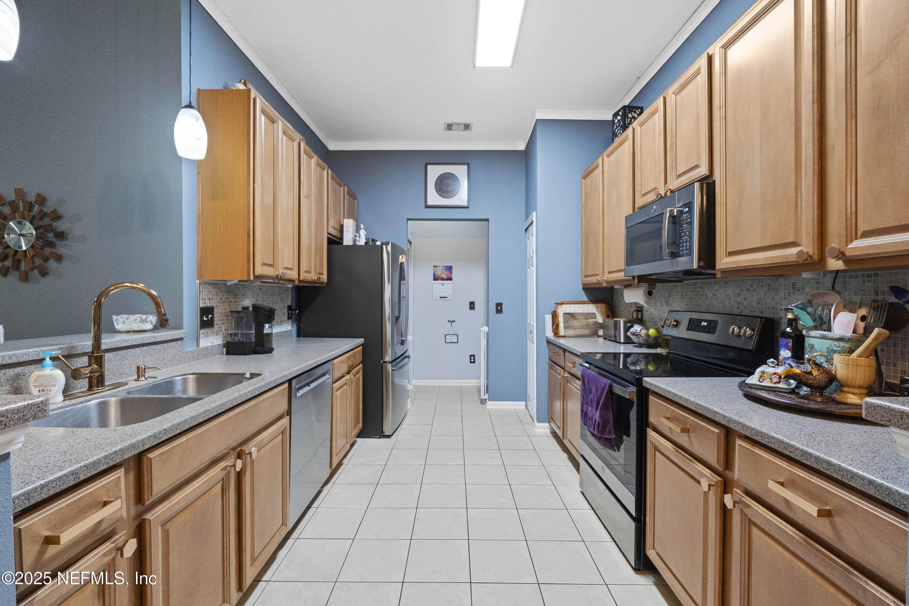 Jacksonville, FL 32224,13808 HERONS LANDING WAY #8