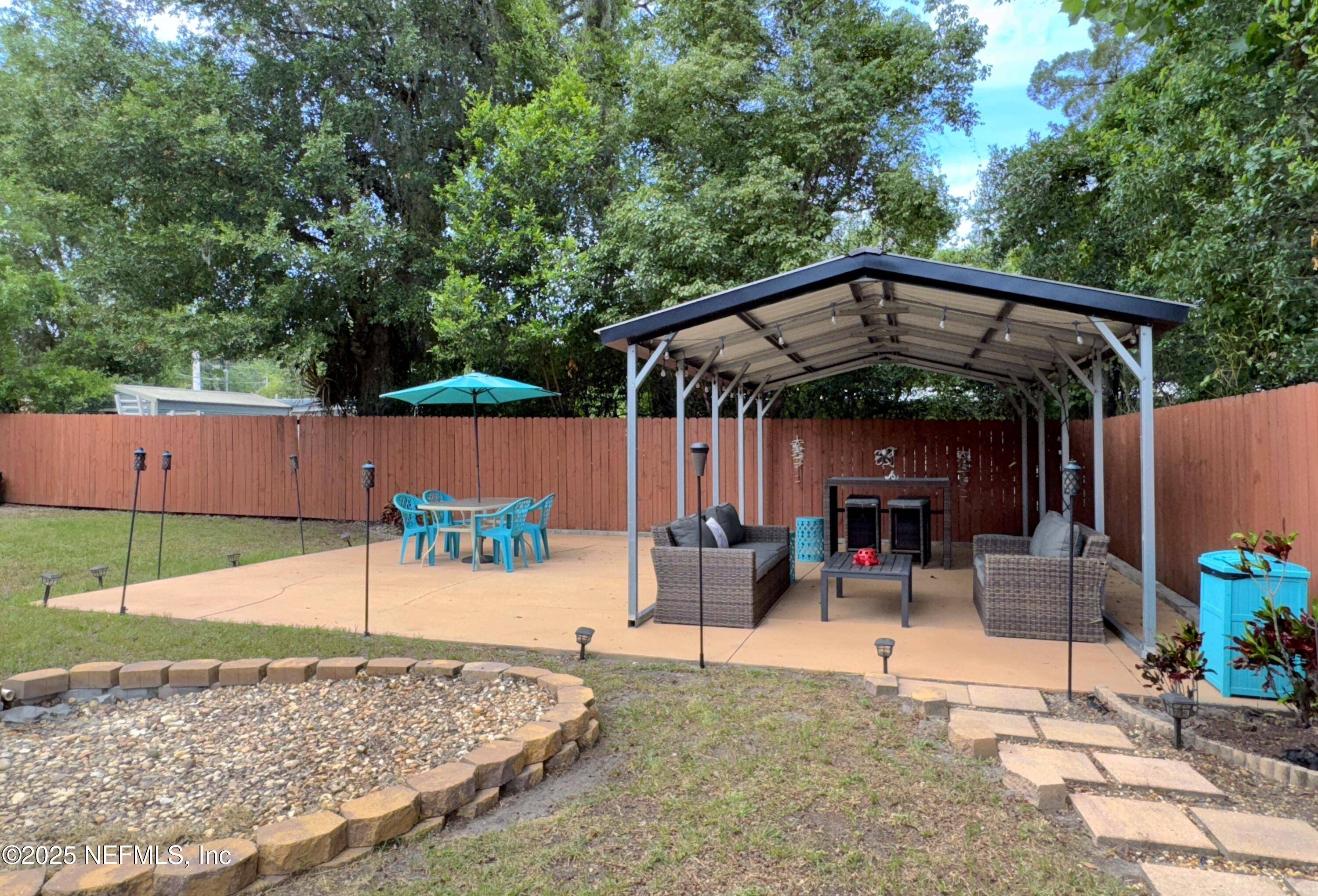 Palatka, FL 32177,2608 GILLIS ST