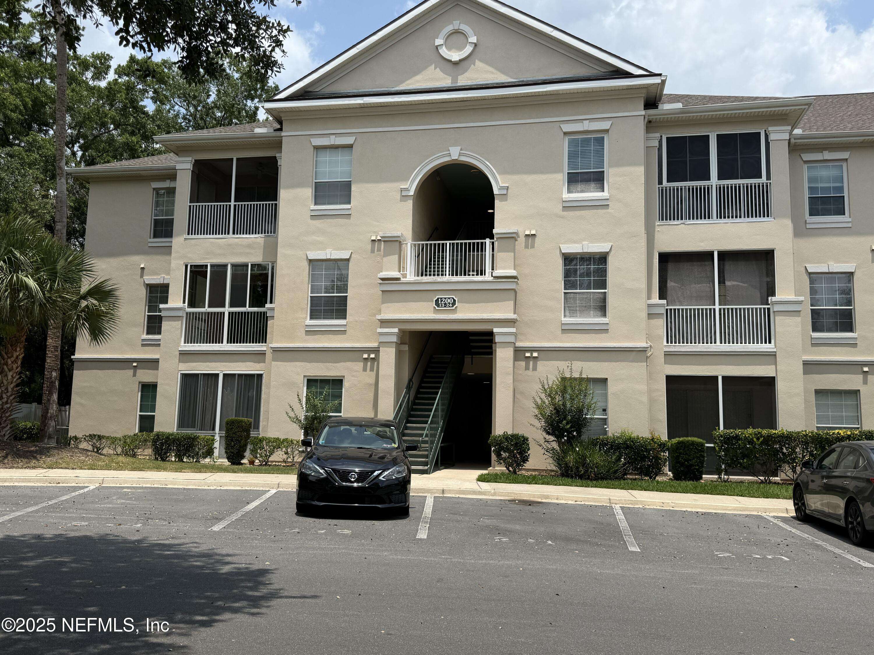 Jacksonville, FL 32216,8601 BEACH BLVD #1223