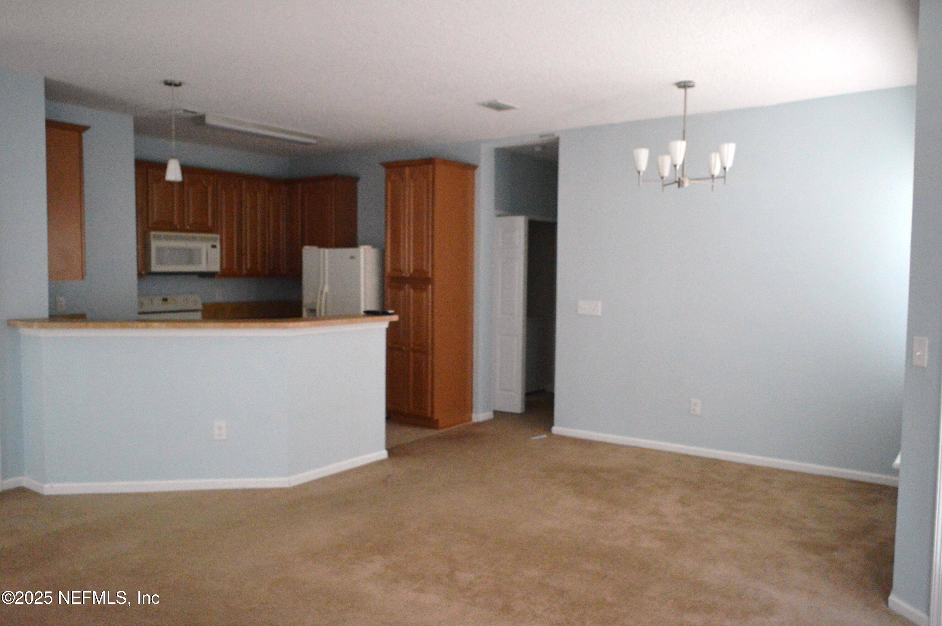 Jacksonville, FL 32256,7202 DEERFOOT POINT CIR #2