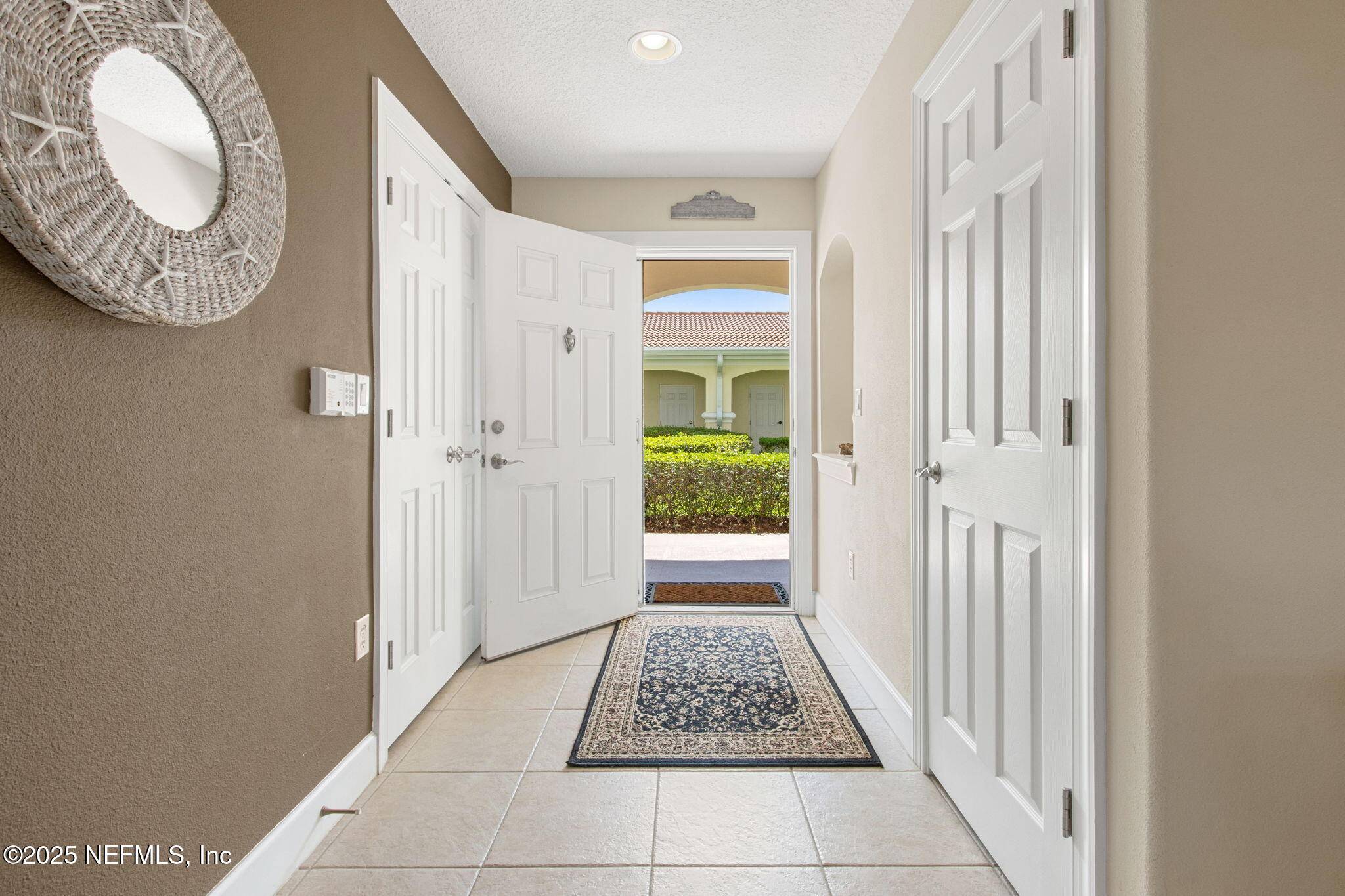 Ponte Vedra Beach, FL 32082,425 N OCEAN GRANDE DR #102