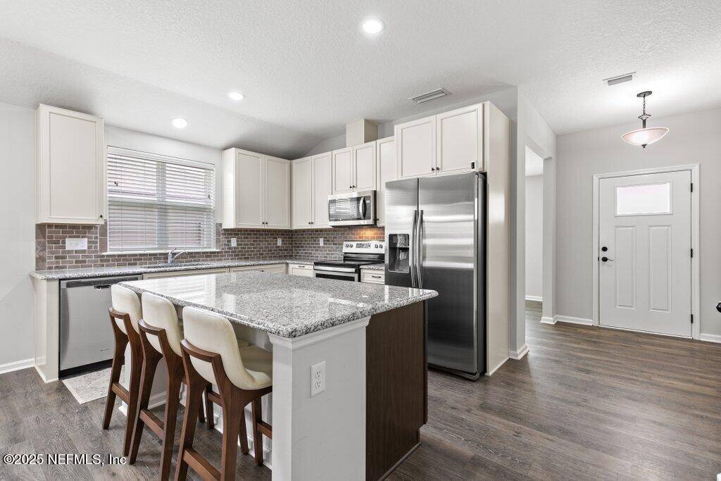Jacksonville, FL 32258,7019 EMSLEY CIR