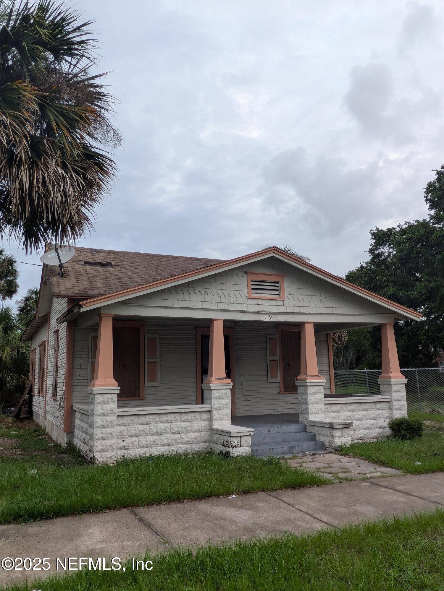 Jacksonville, FL 32206,119 W 30TH ST