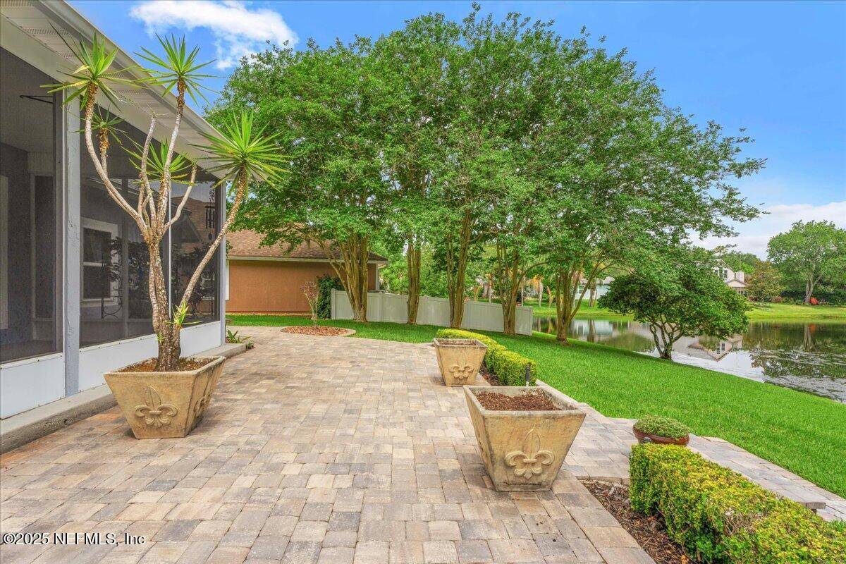Jacksonville, FL 32256,8681 CANOPY OAKS DR