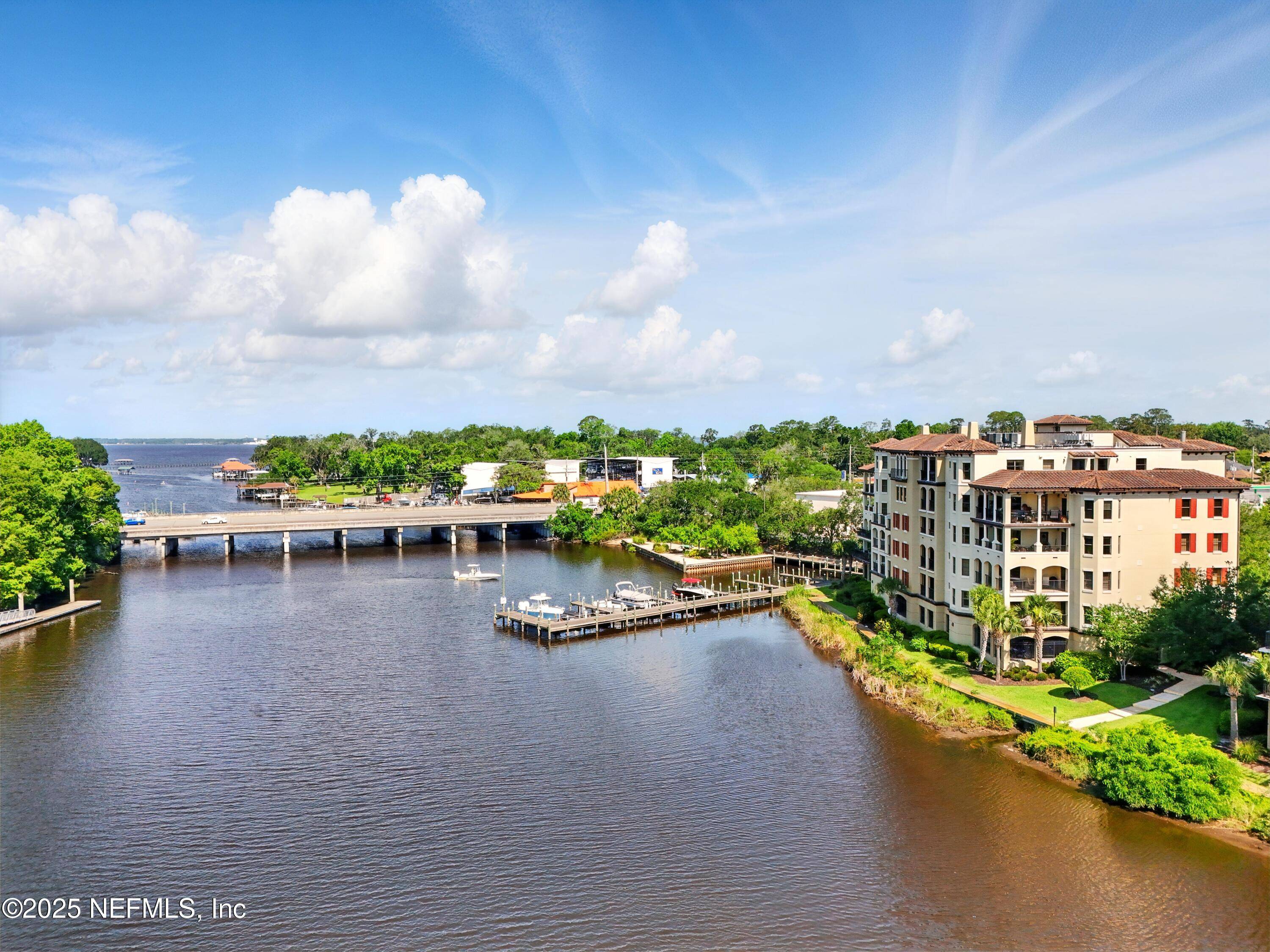Jacksonville, FL 32217,3958 BAYMEADOWS RD #1602