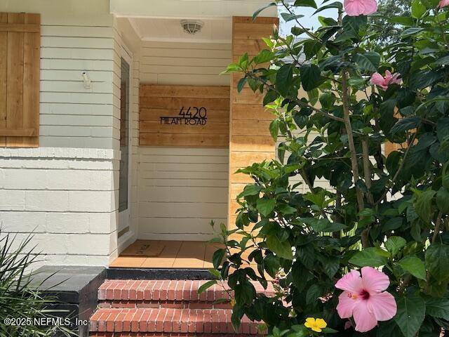Jacksonville, FL 32210,4420 MILAM RD