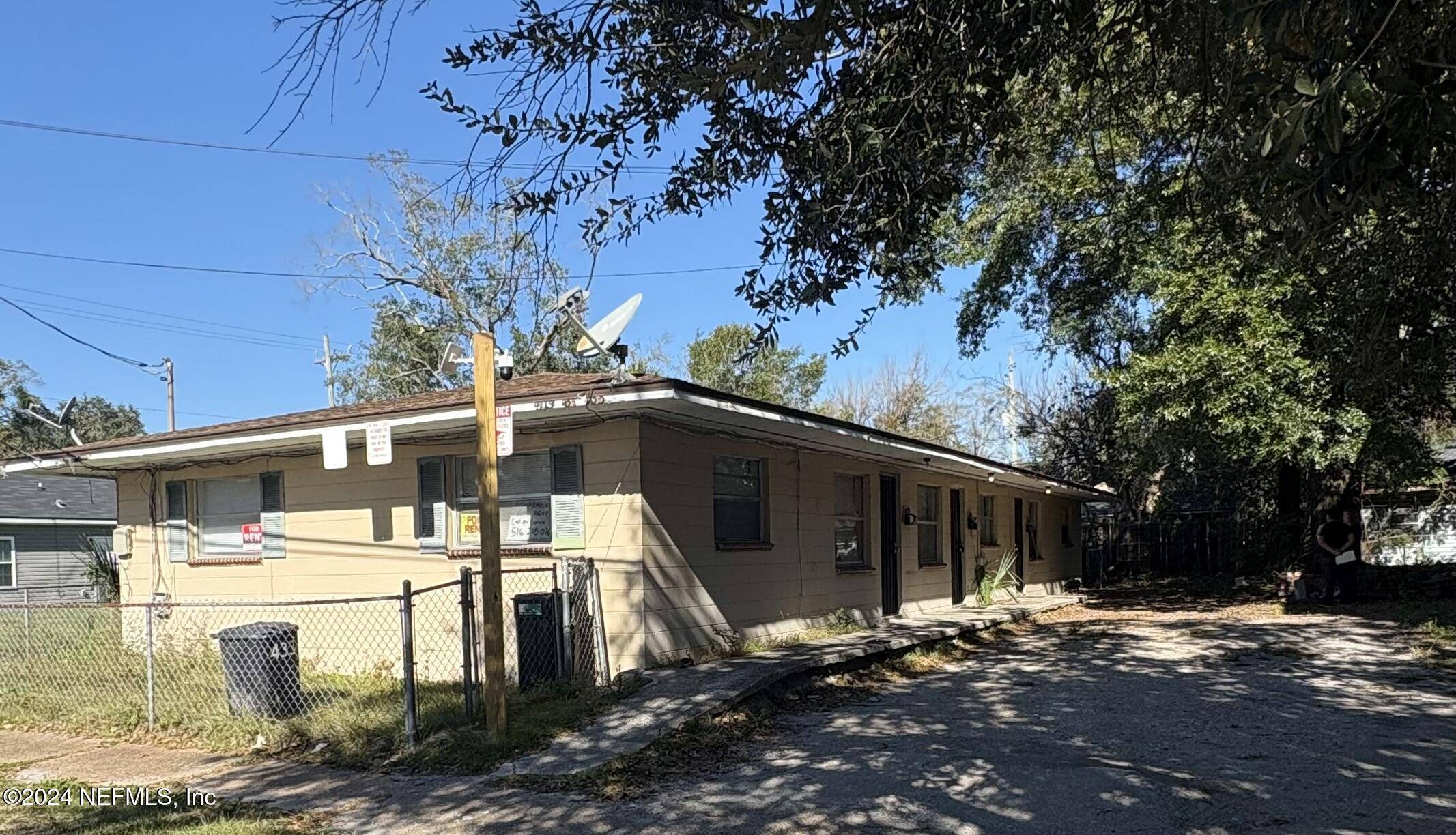 Jacksonville, FL 32206,431 W 18TH ST