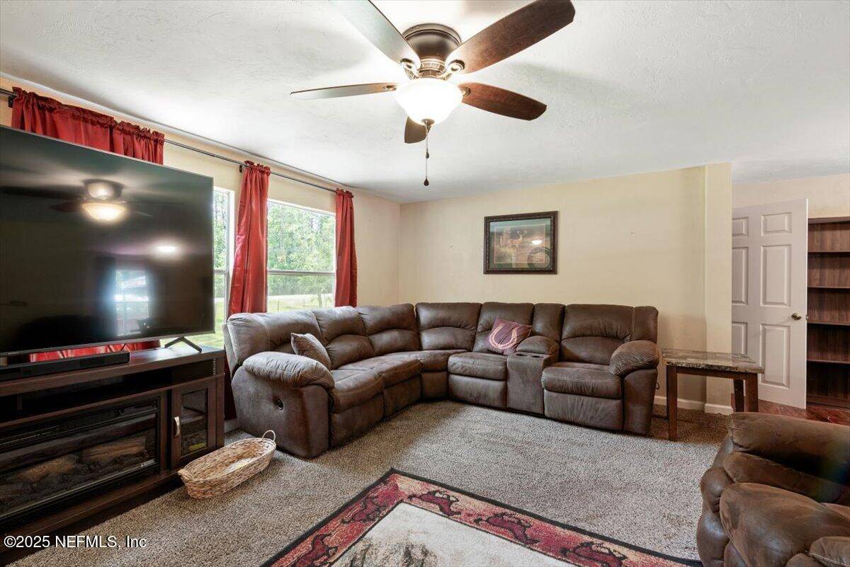 Middleburg, FL 32068,4621 ALLIGATOR BLVD