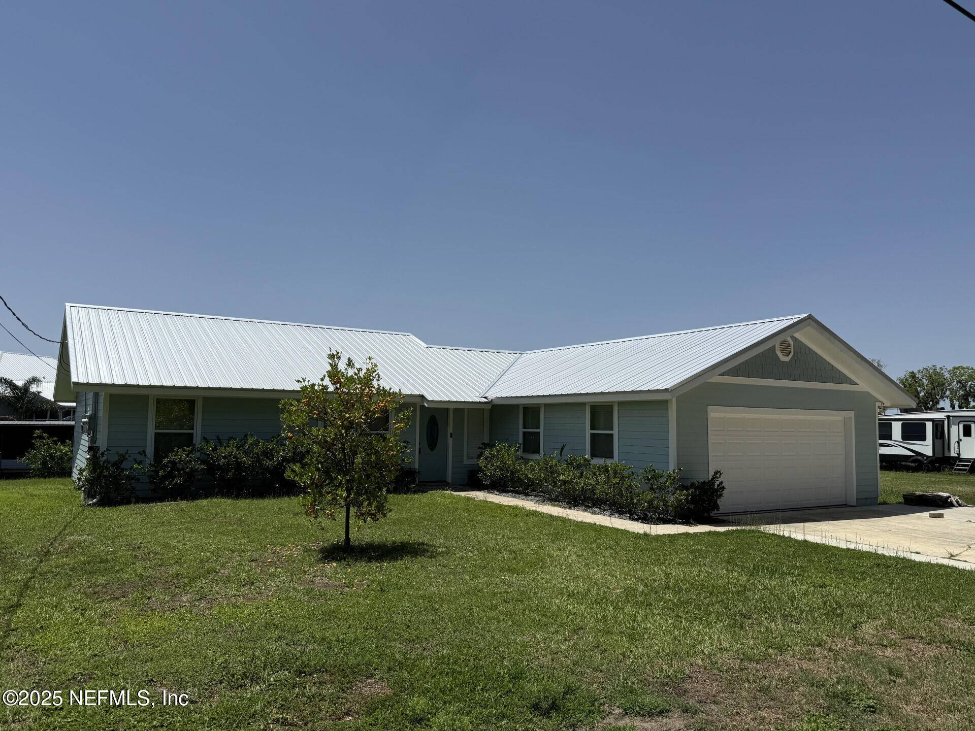 East Palatka, FL 32131,125 CYPRESS DR